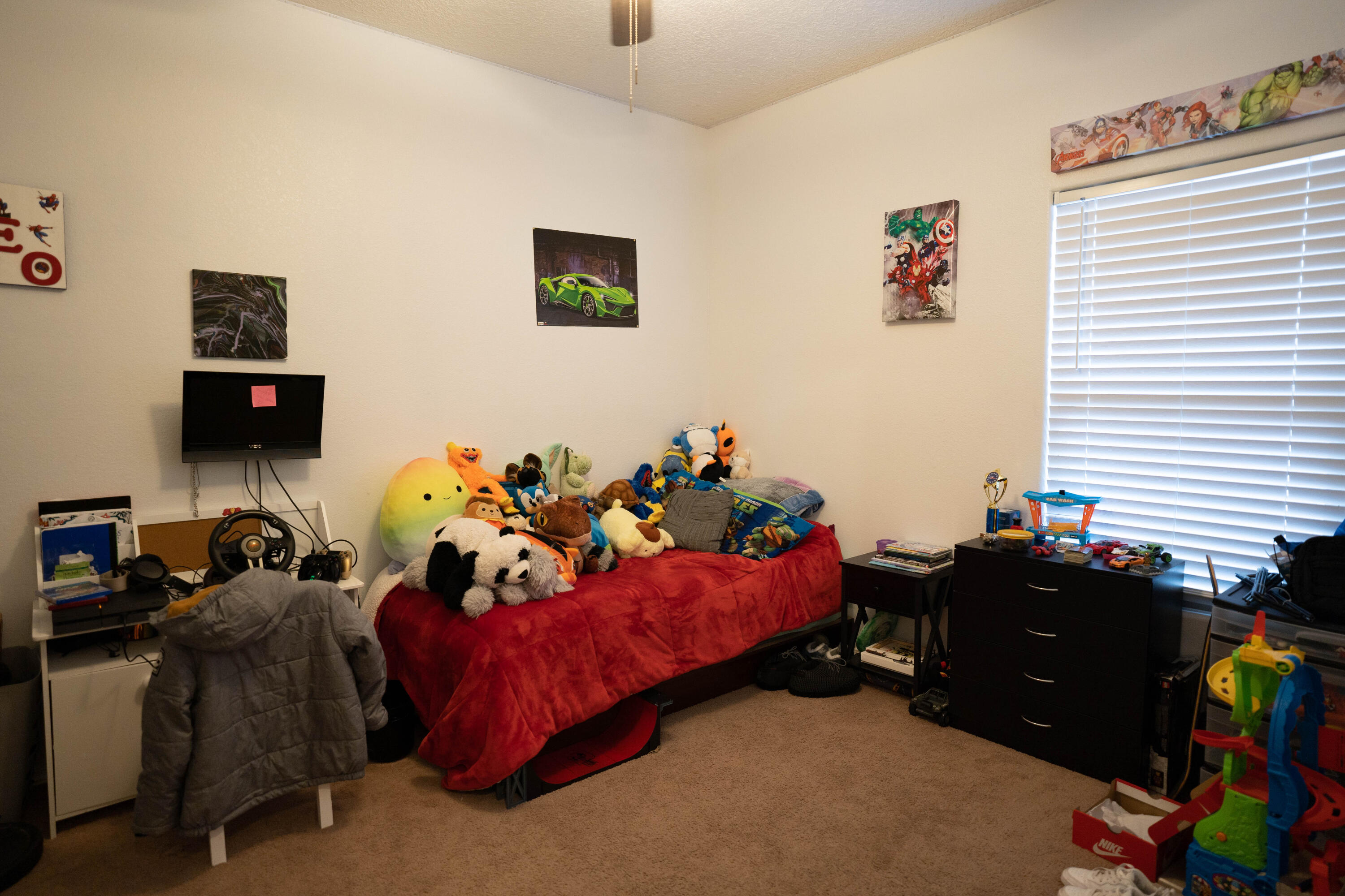 9709 SAMIA Street SW