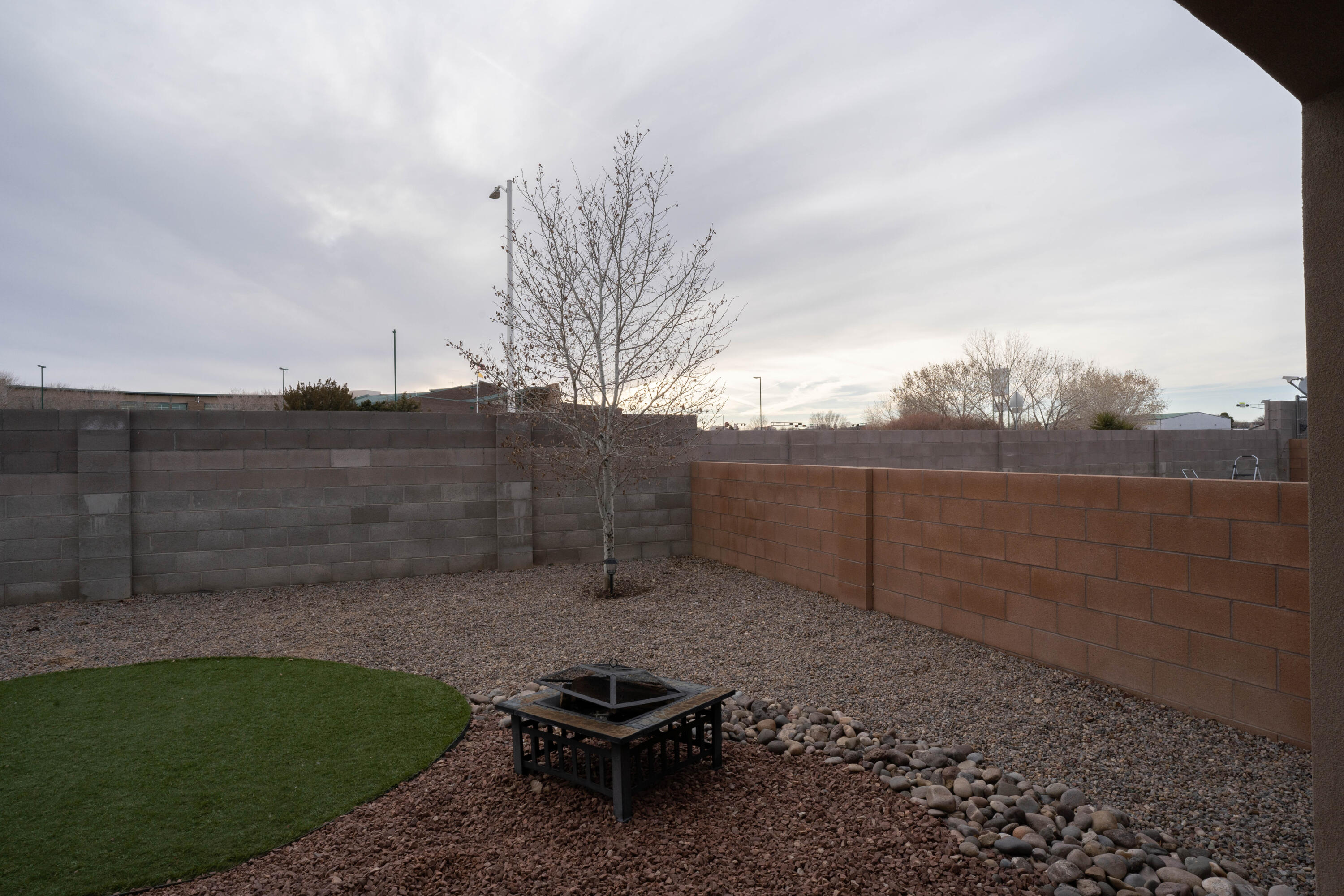 9709 SAMIA Street SW