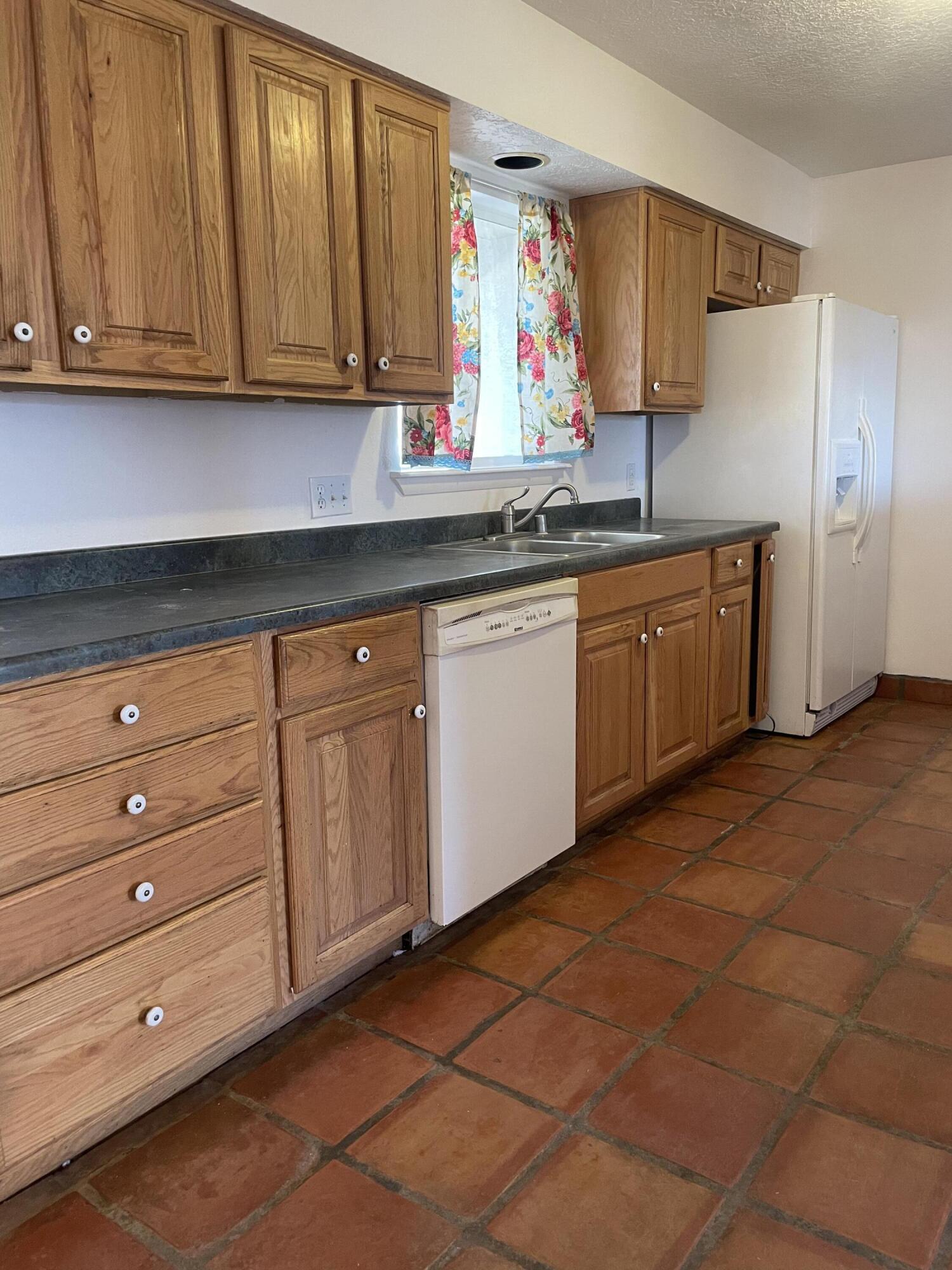 1110 Calle Del Oro