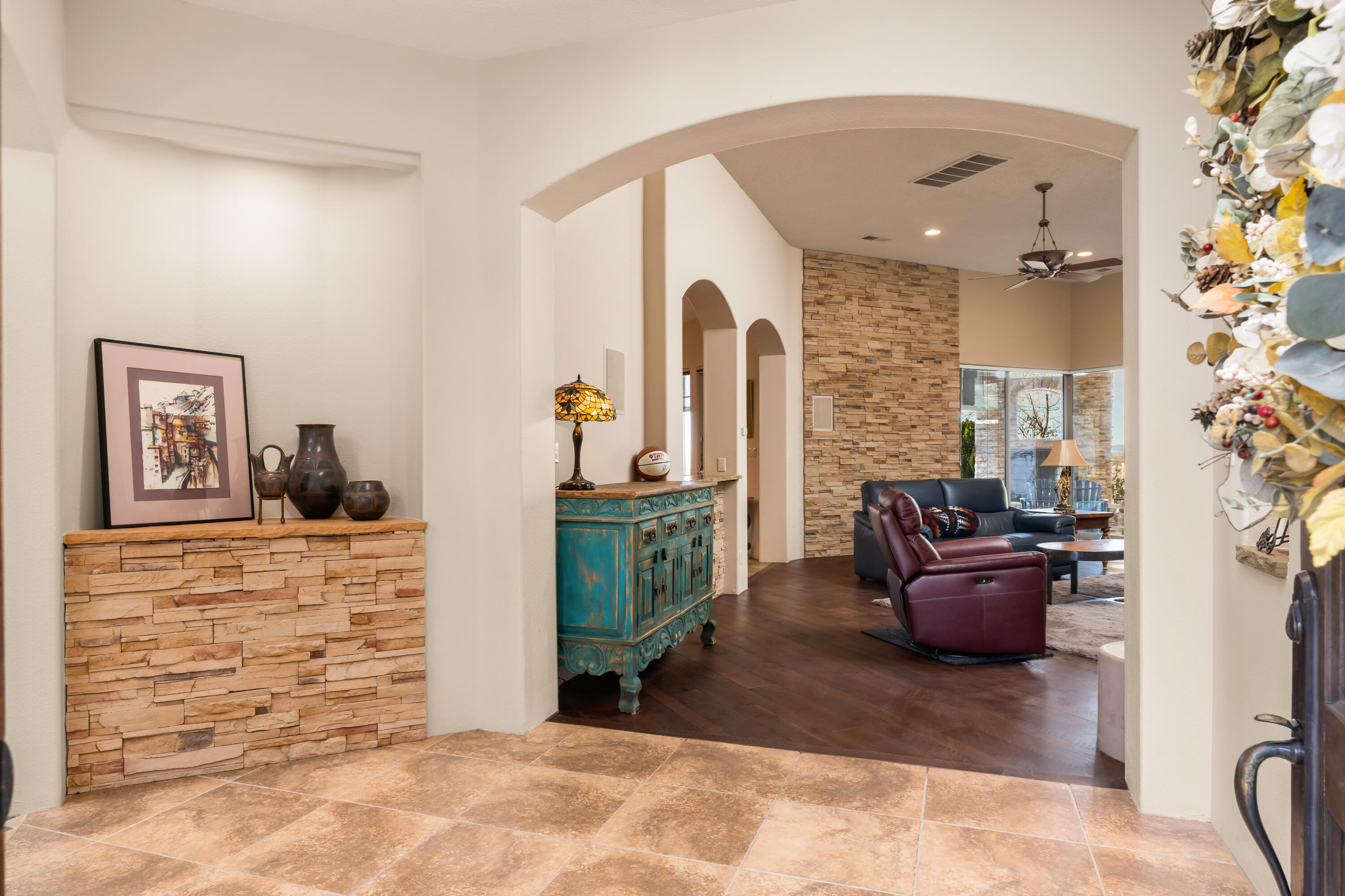 11115 INVERNESS Court NE