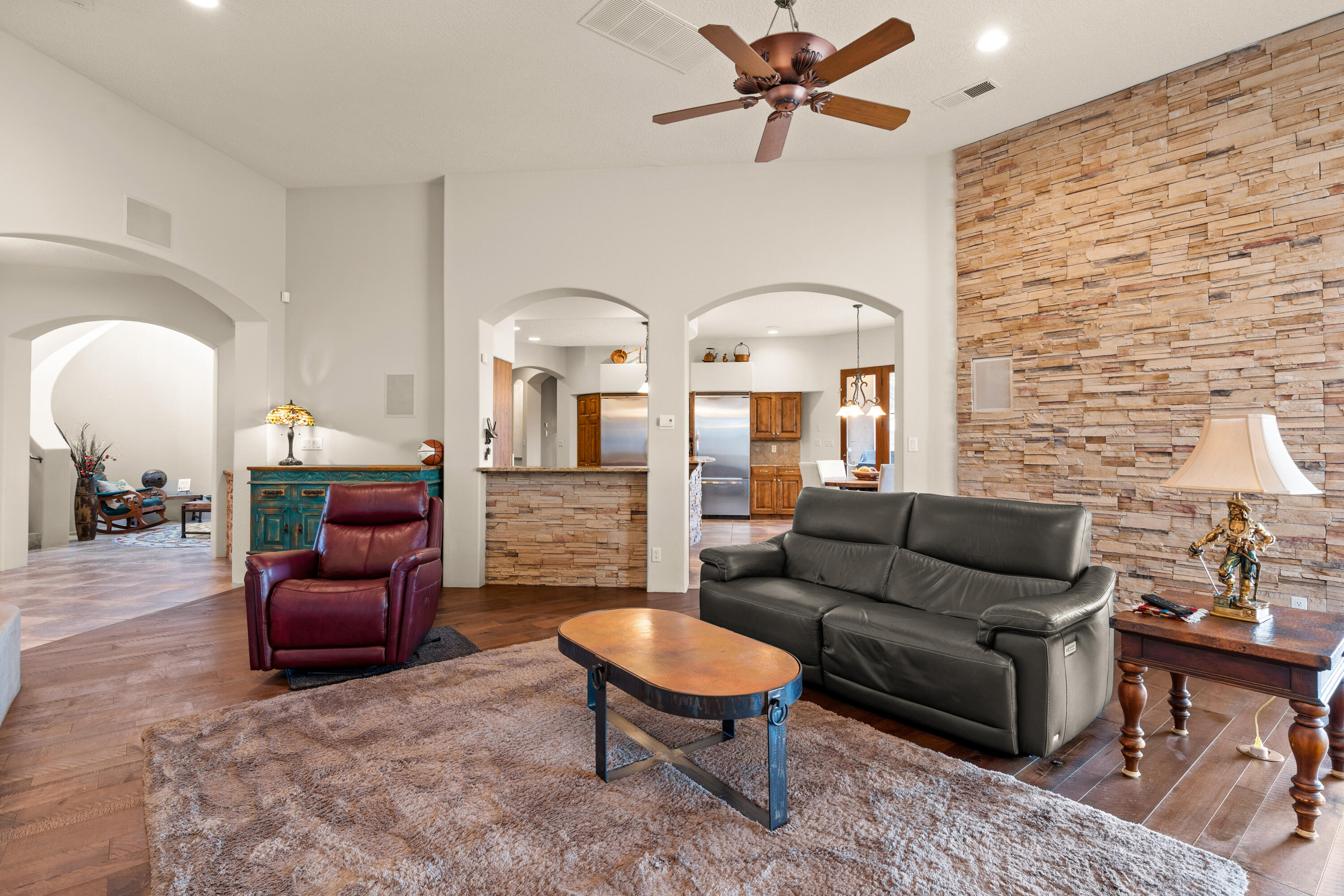 11115 INVERNESS Court NE
