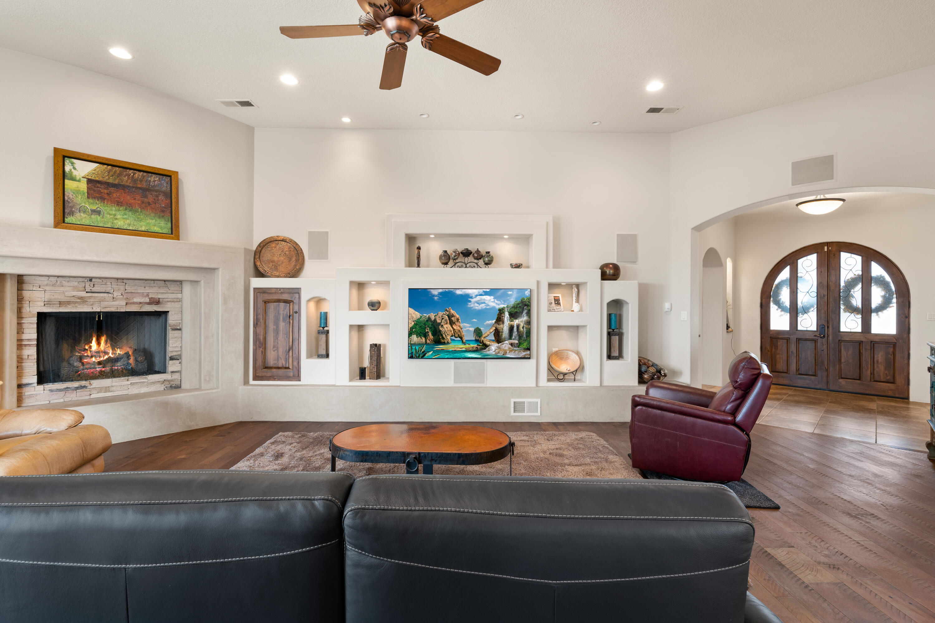11115 INVERNESS Court NE