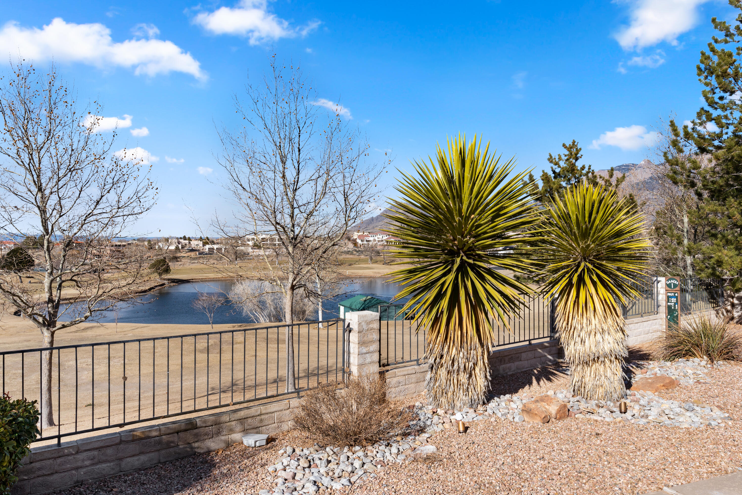 11115 INVERNESS Court NE