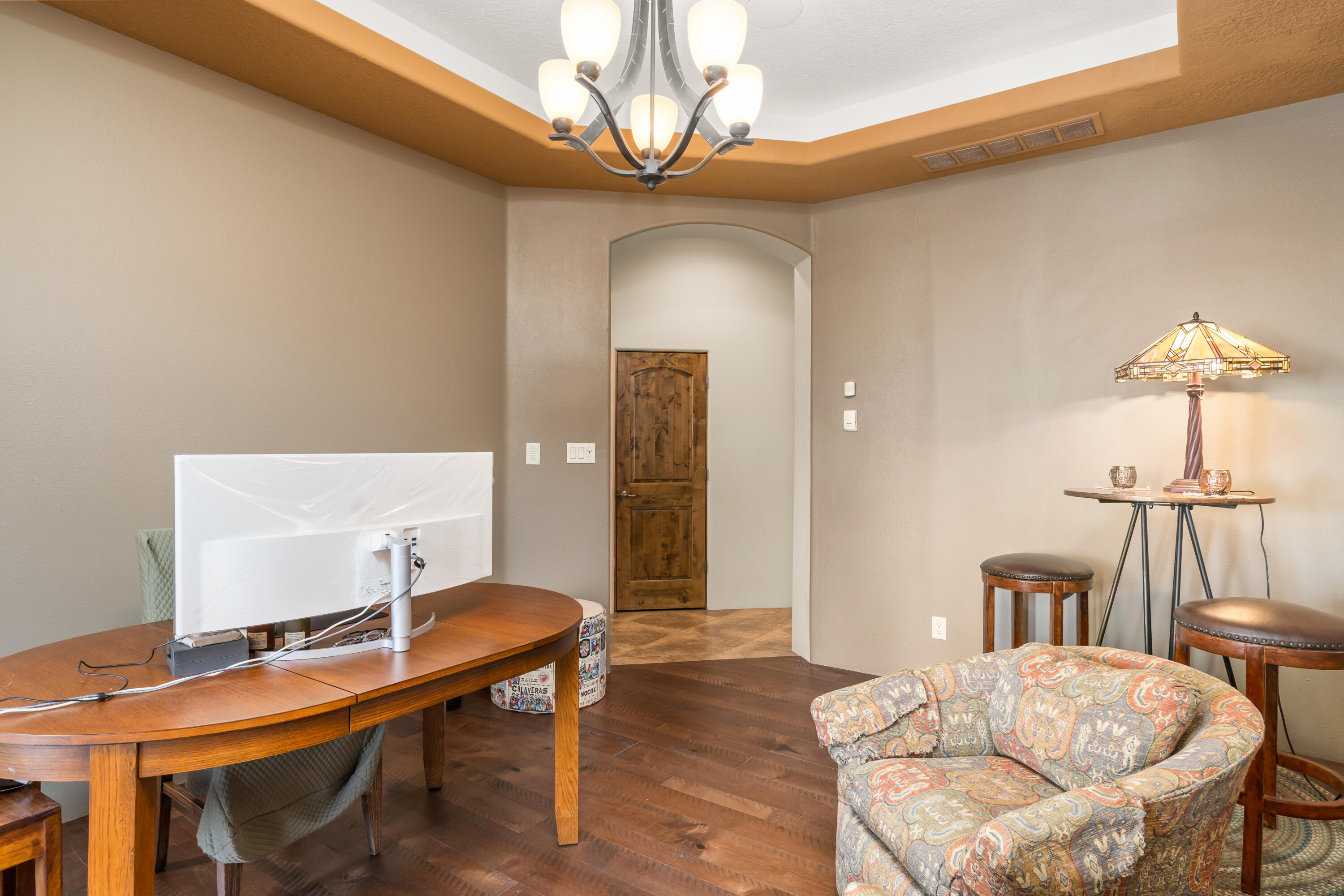 11115 INVERNESS Court NE