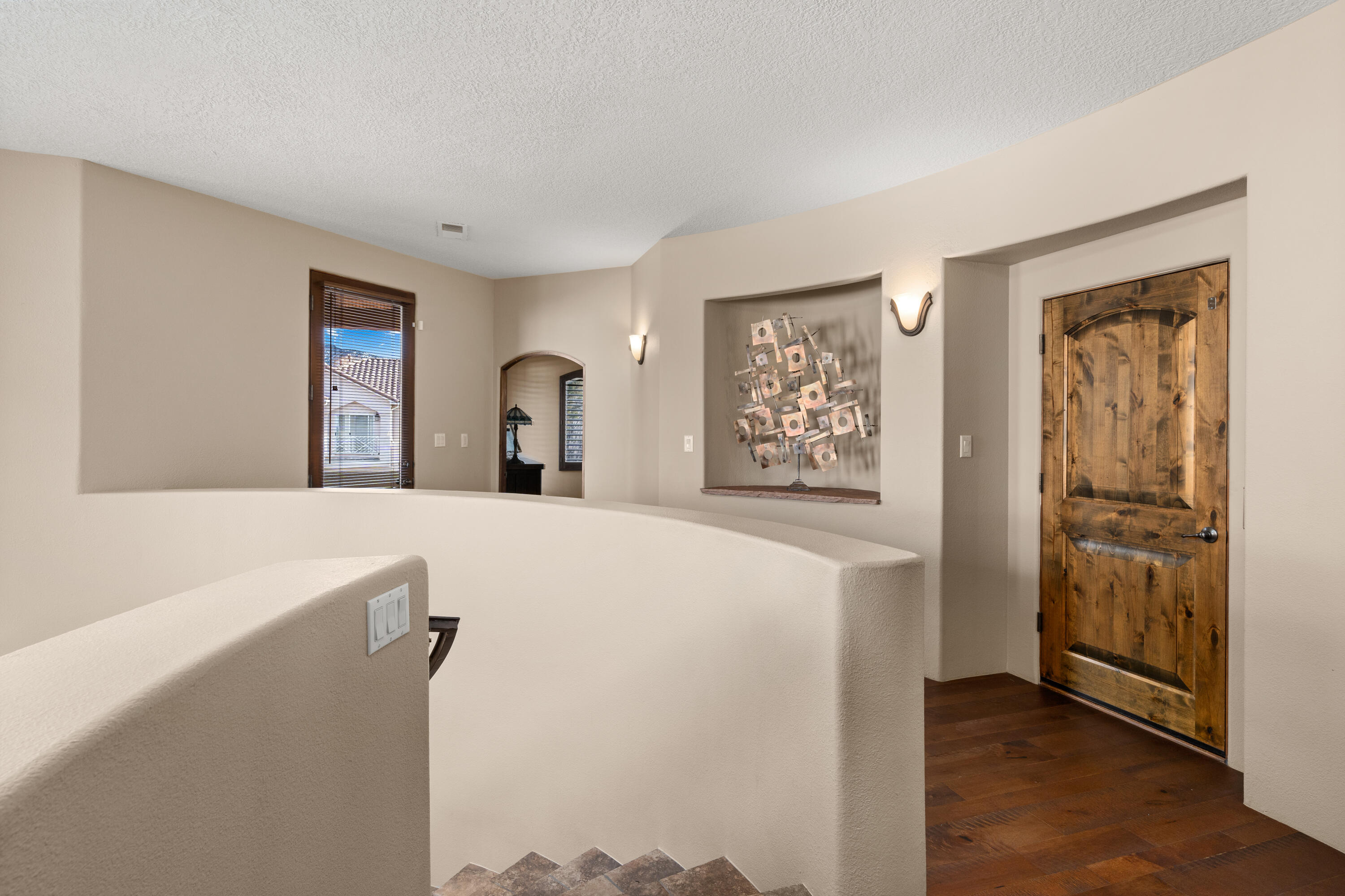 11115 INVERNESS Court NE