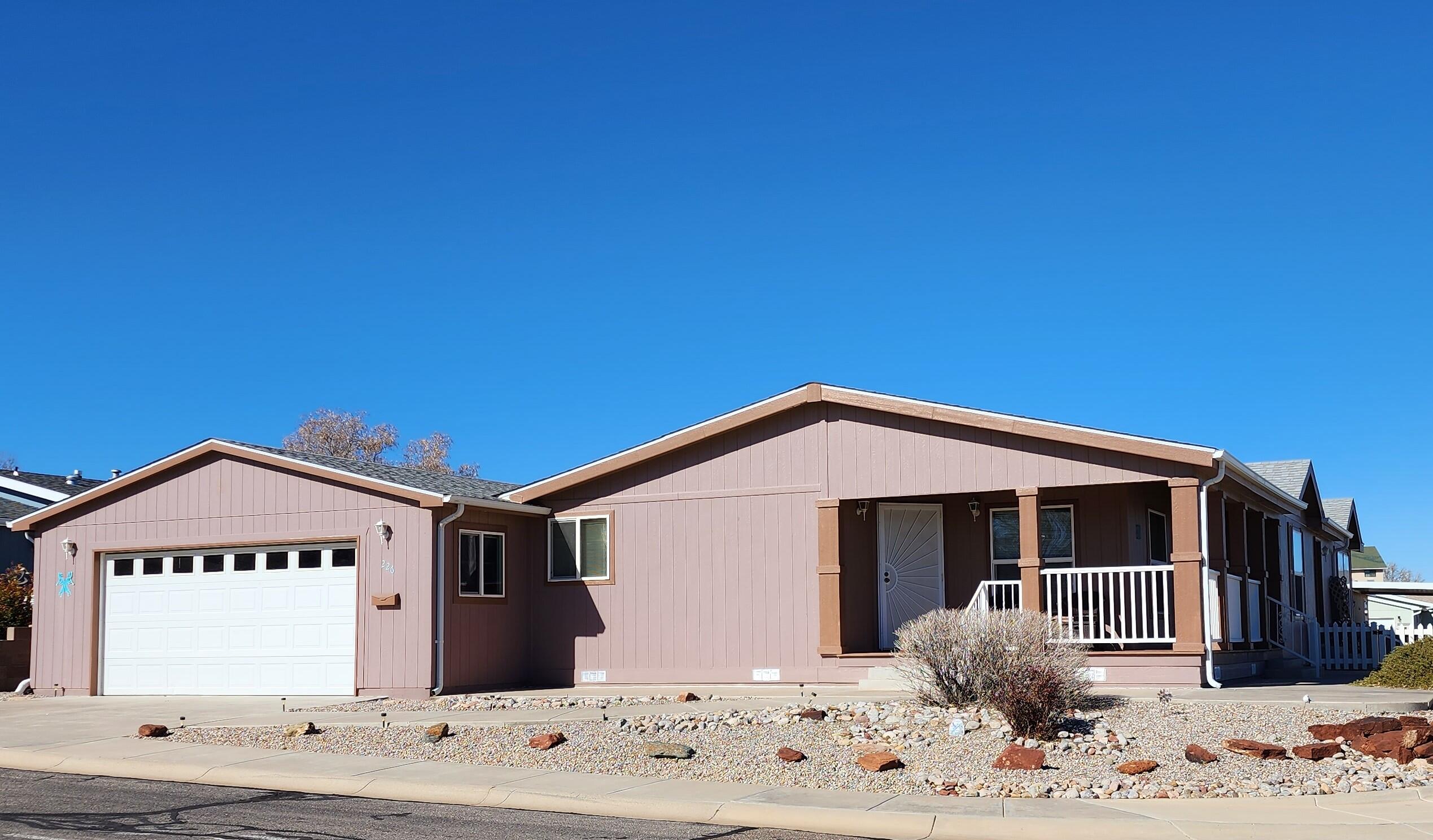 226 SUNRISE BLUFFS Drive