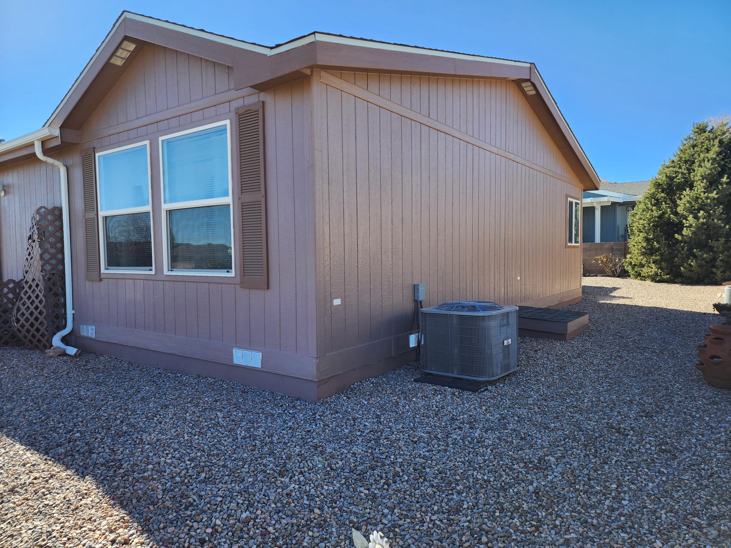 226 SUNRISE BLUFFS Drive