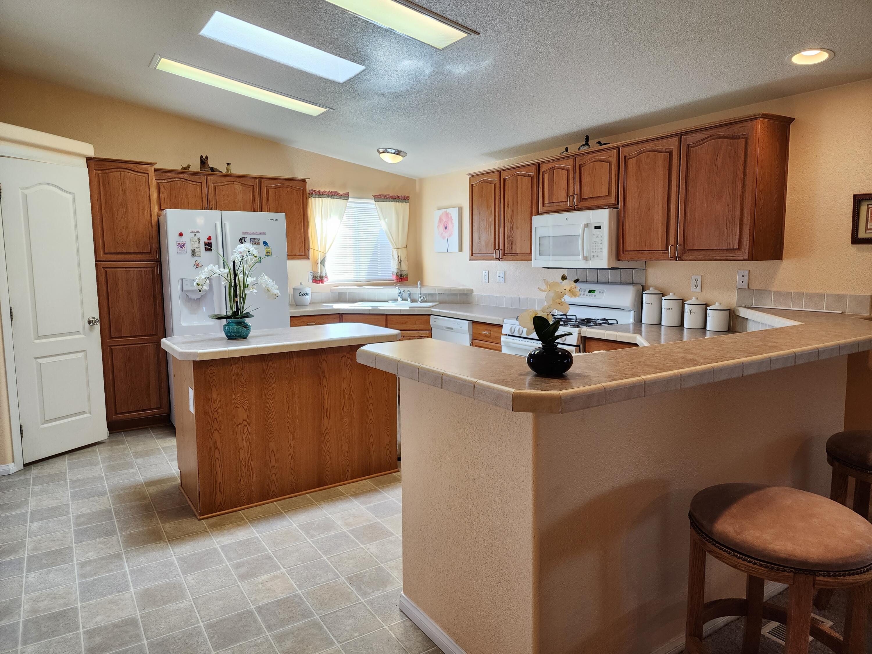 226 SUNRISE BLUFFS Drive
