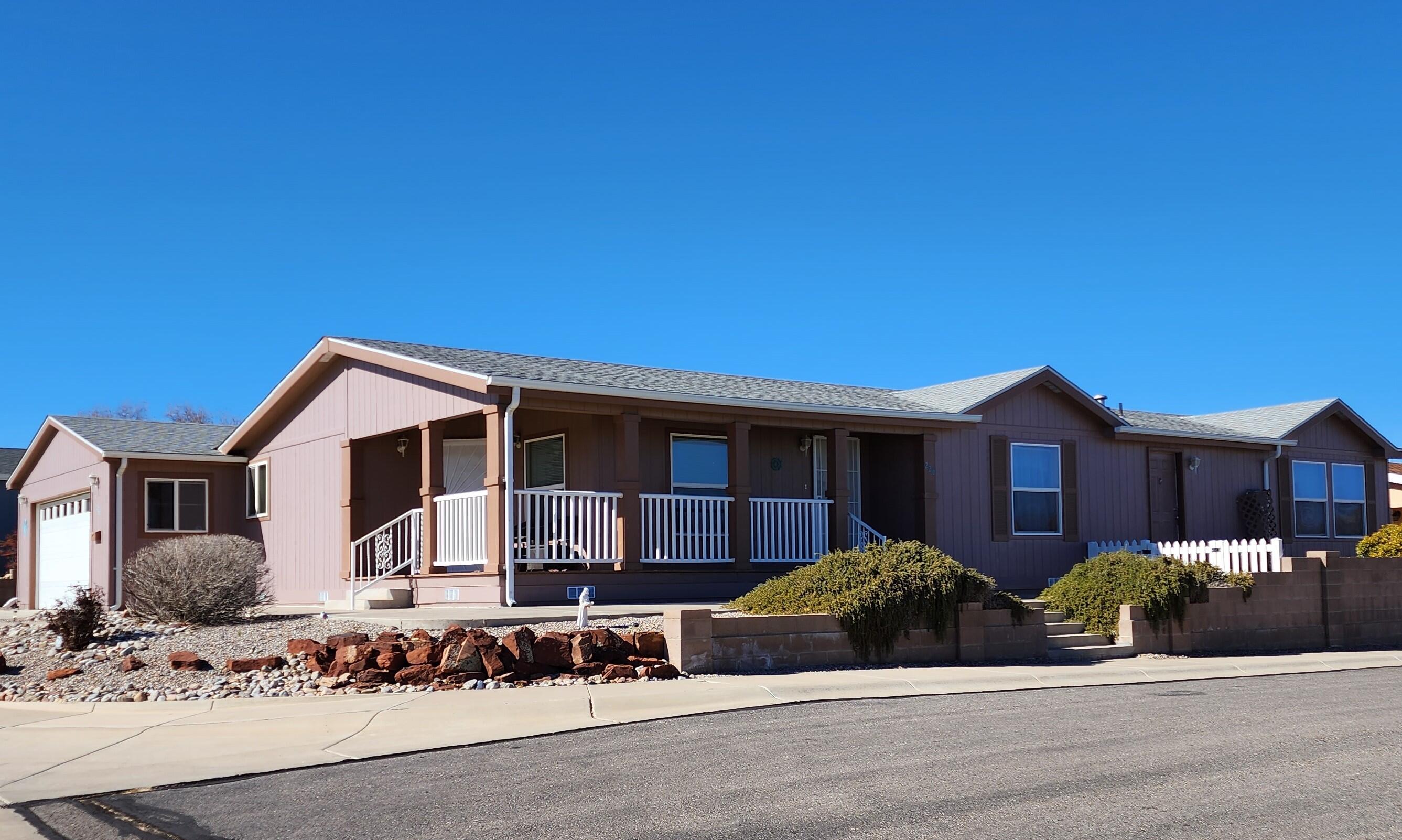 226 SUNRISE BLUFFS Drive