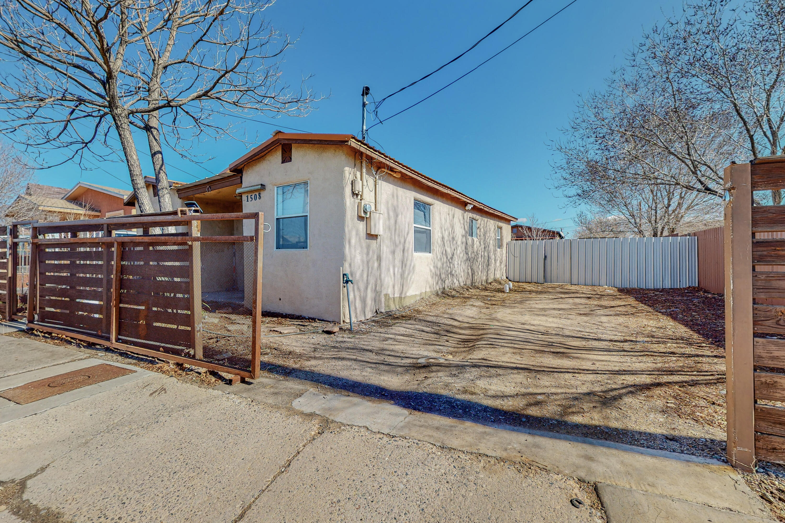 1508 Barelas Road SW