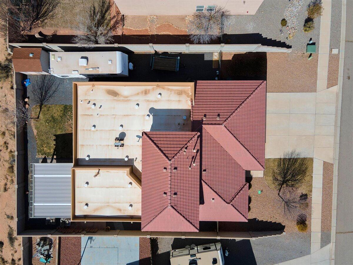 5433 Roosevelt Loop NE