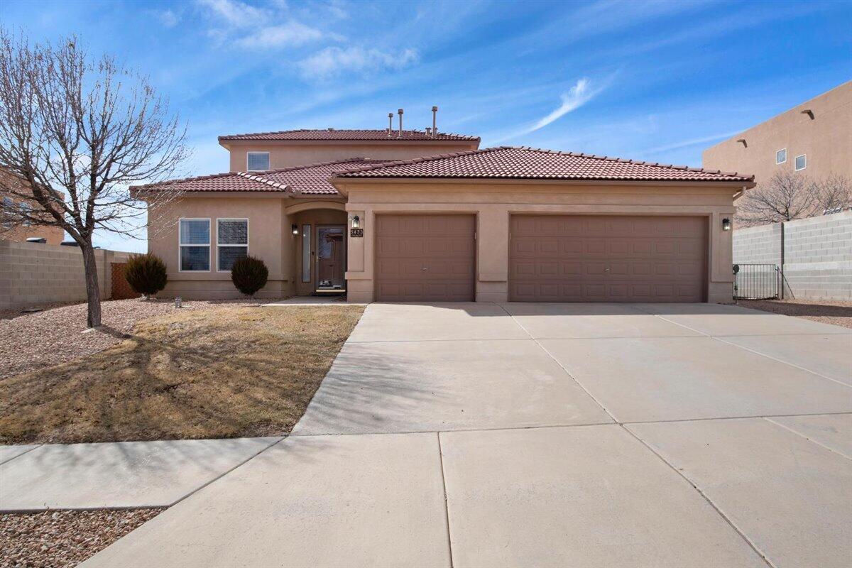 5433 Roosevelt Loop NE