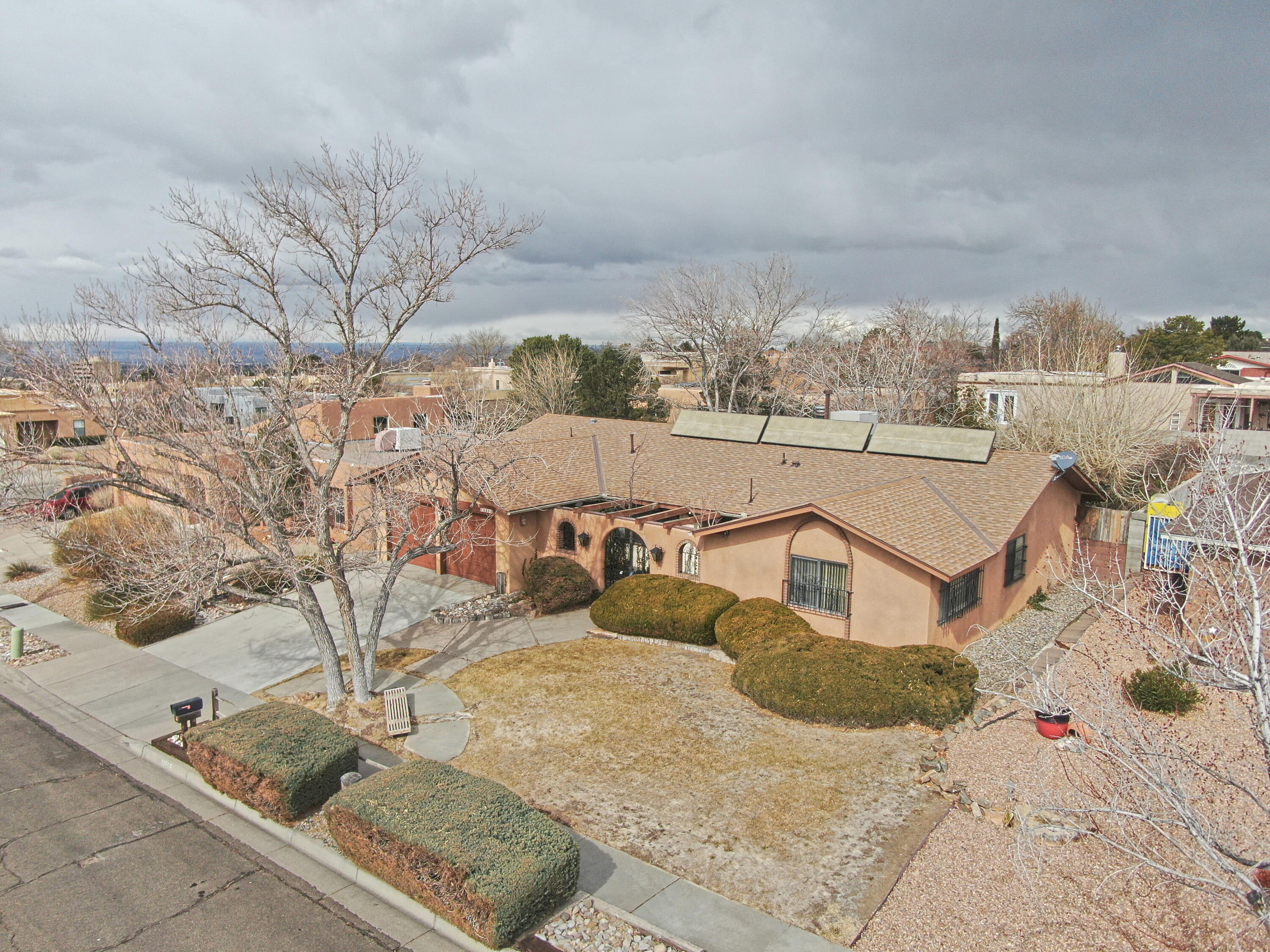 13505 TERRAGON Drive NE