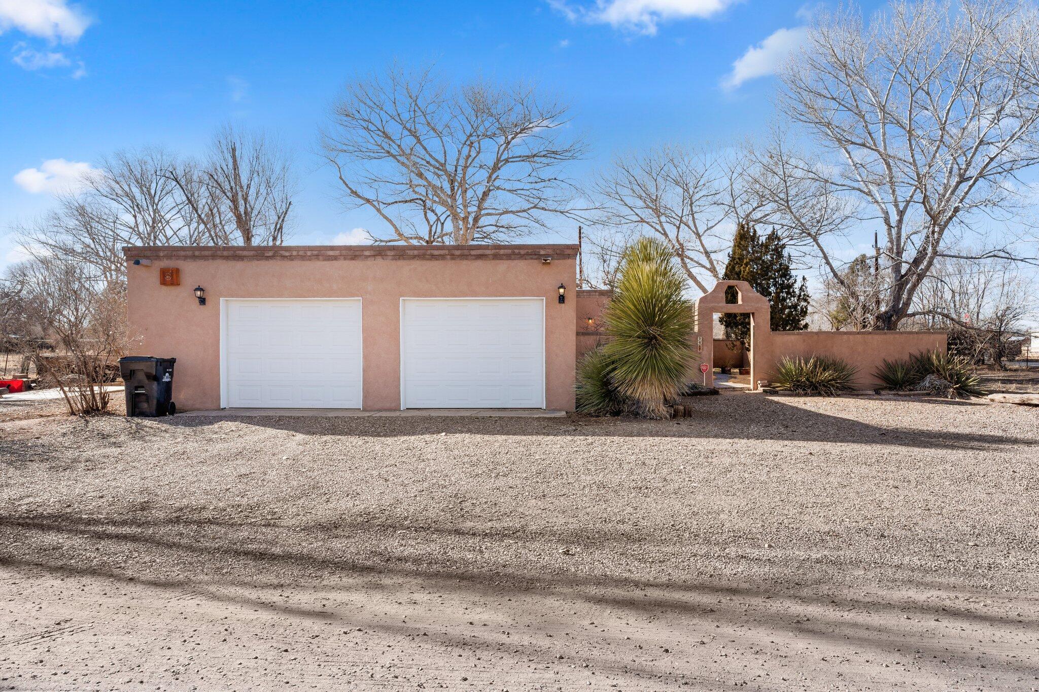 54 MOLINA Road