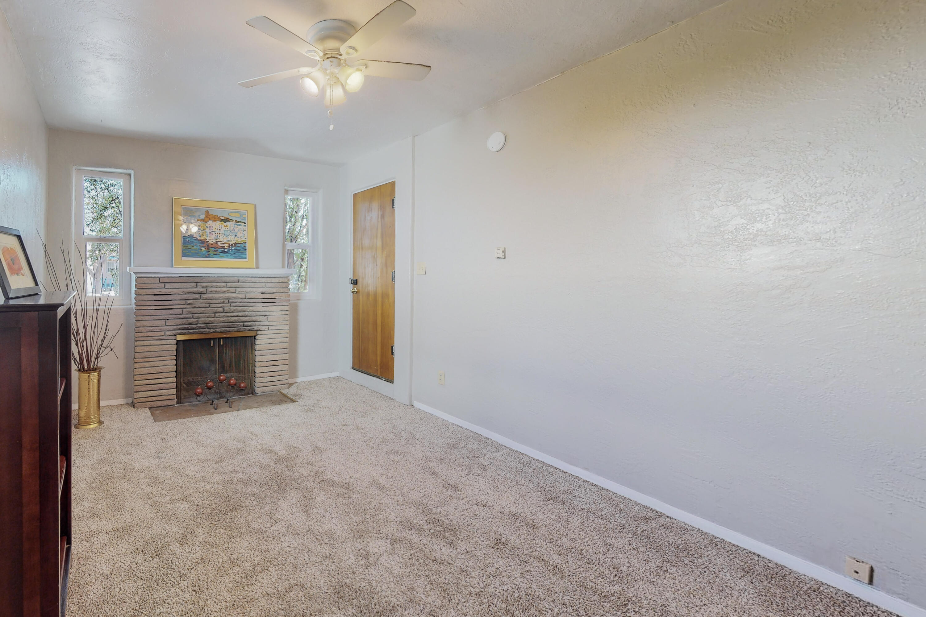1125 COLUMBIA Drive NE