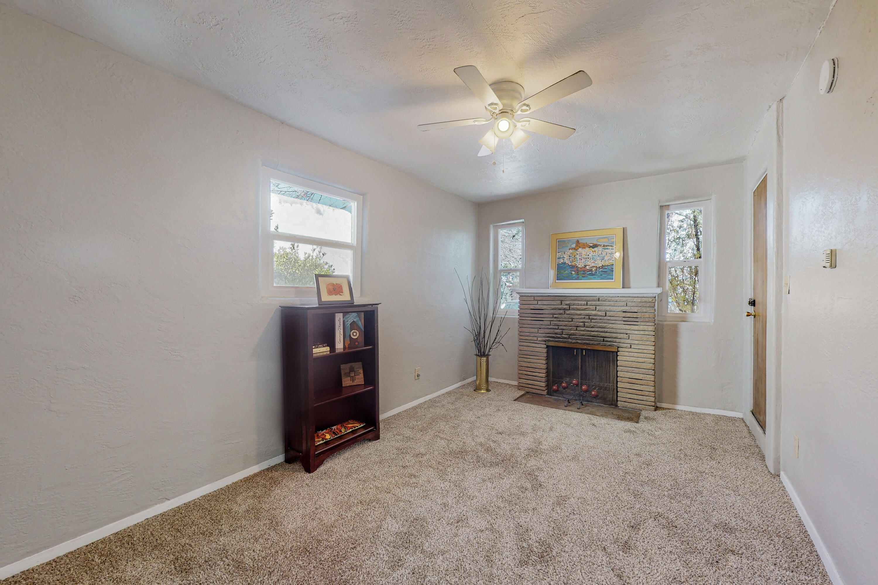 1125 COLUMBIA Drive NE
