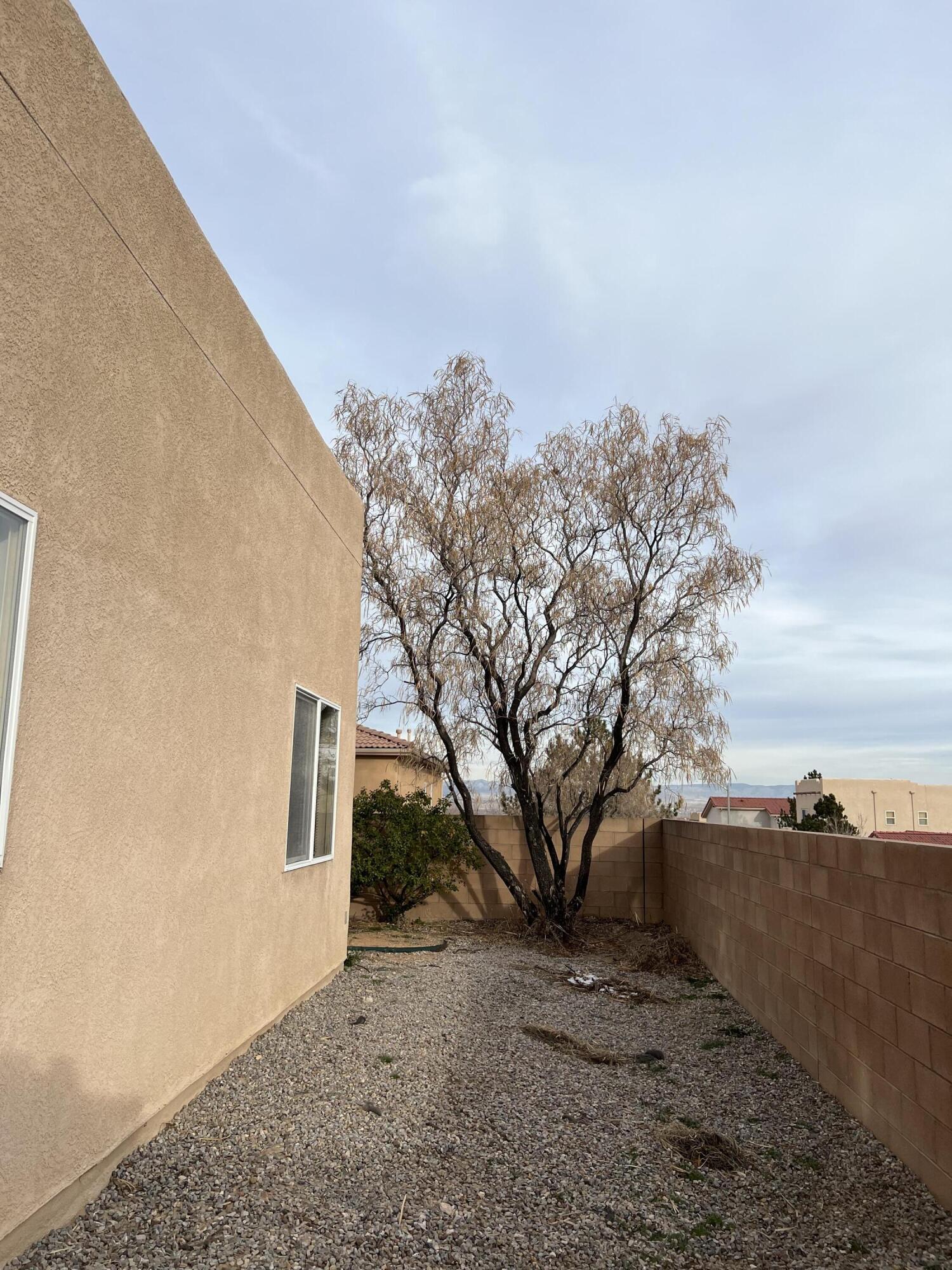 3320 RIO LINDA Drive SW