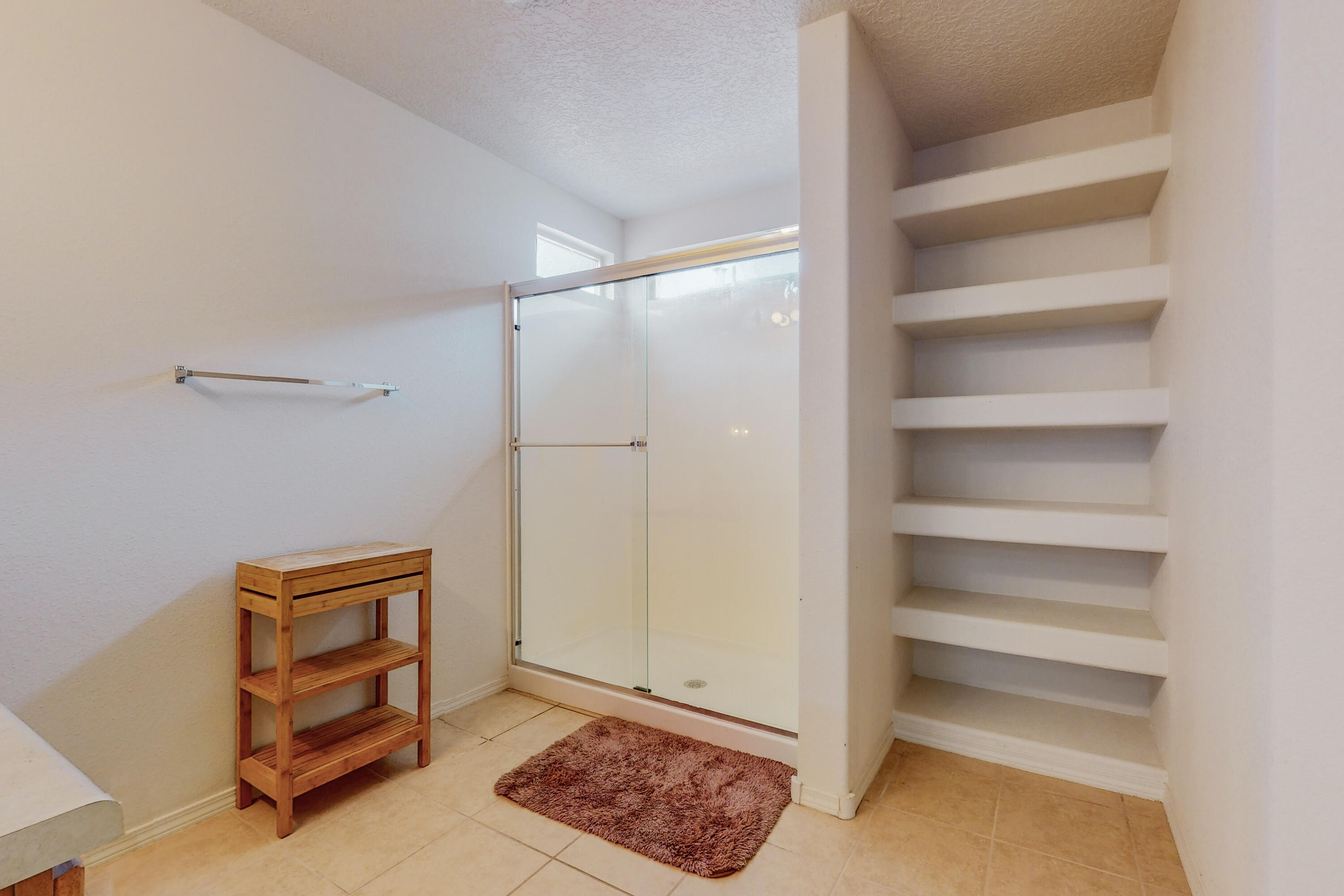 1147 DESERT SUNFLOWER Drive NE