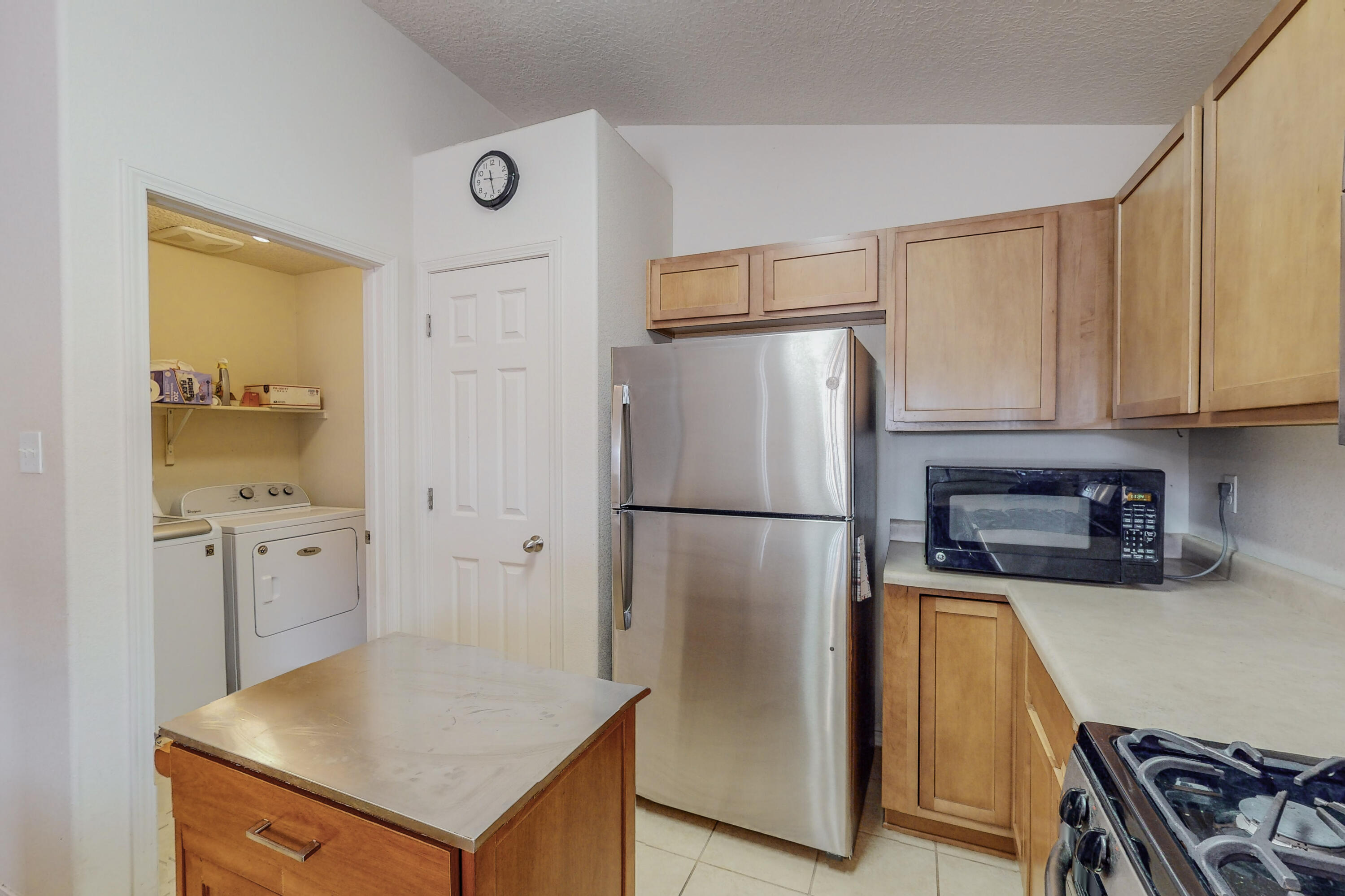 1147 DESERT SUNFLOWER Drive NE