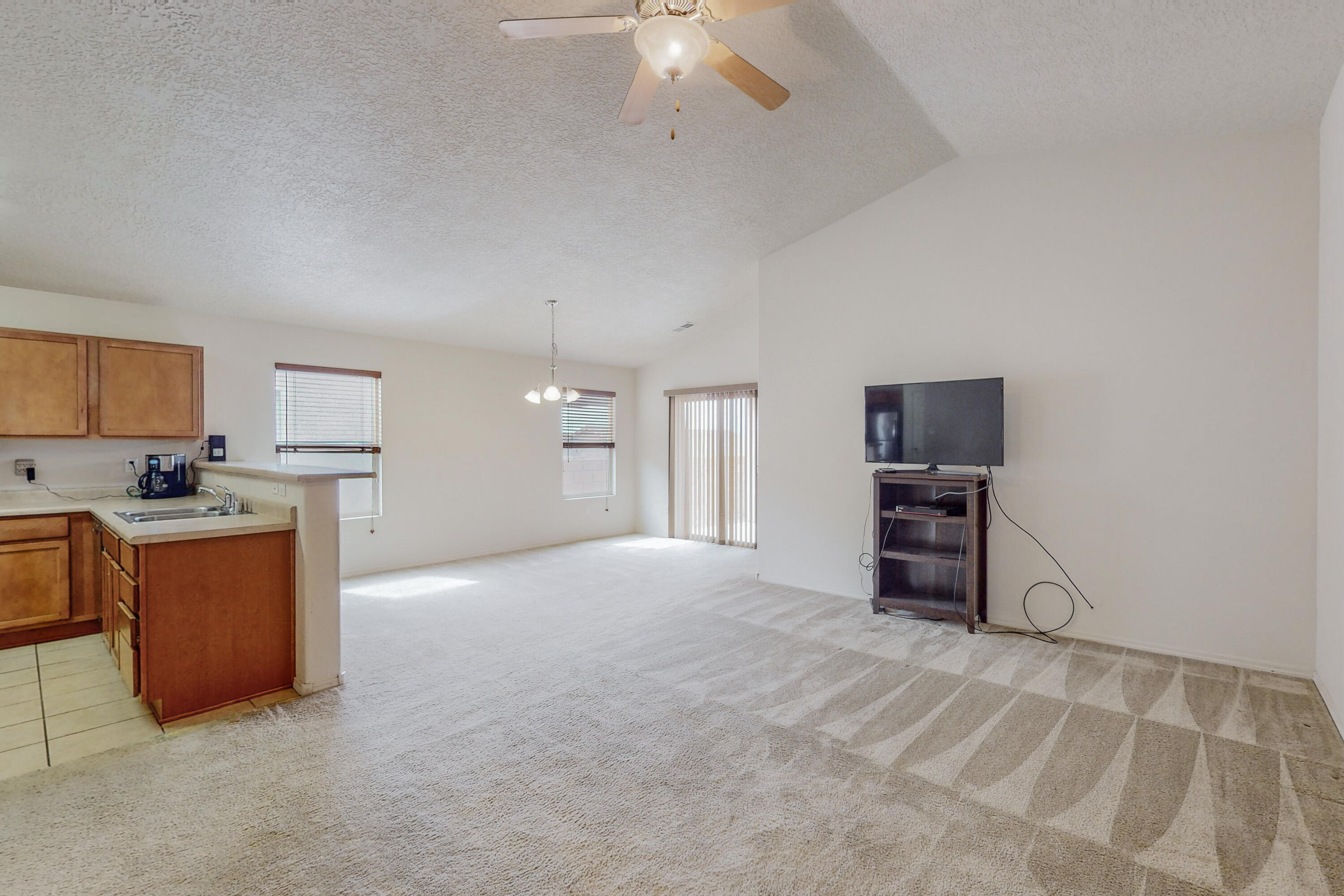 1147 DESERT SUNFLOWER Drive NE