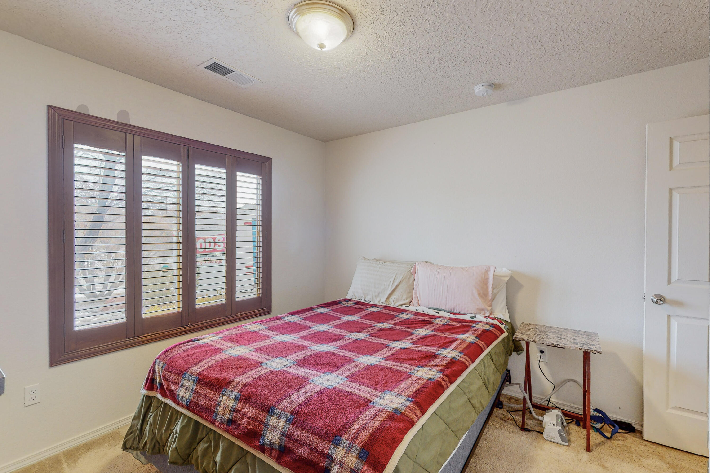 1147 DESERT SUNFLOWER Drive NE