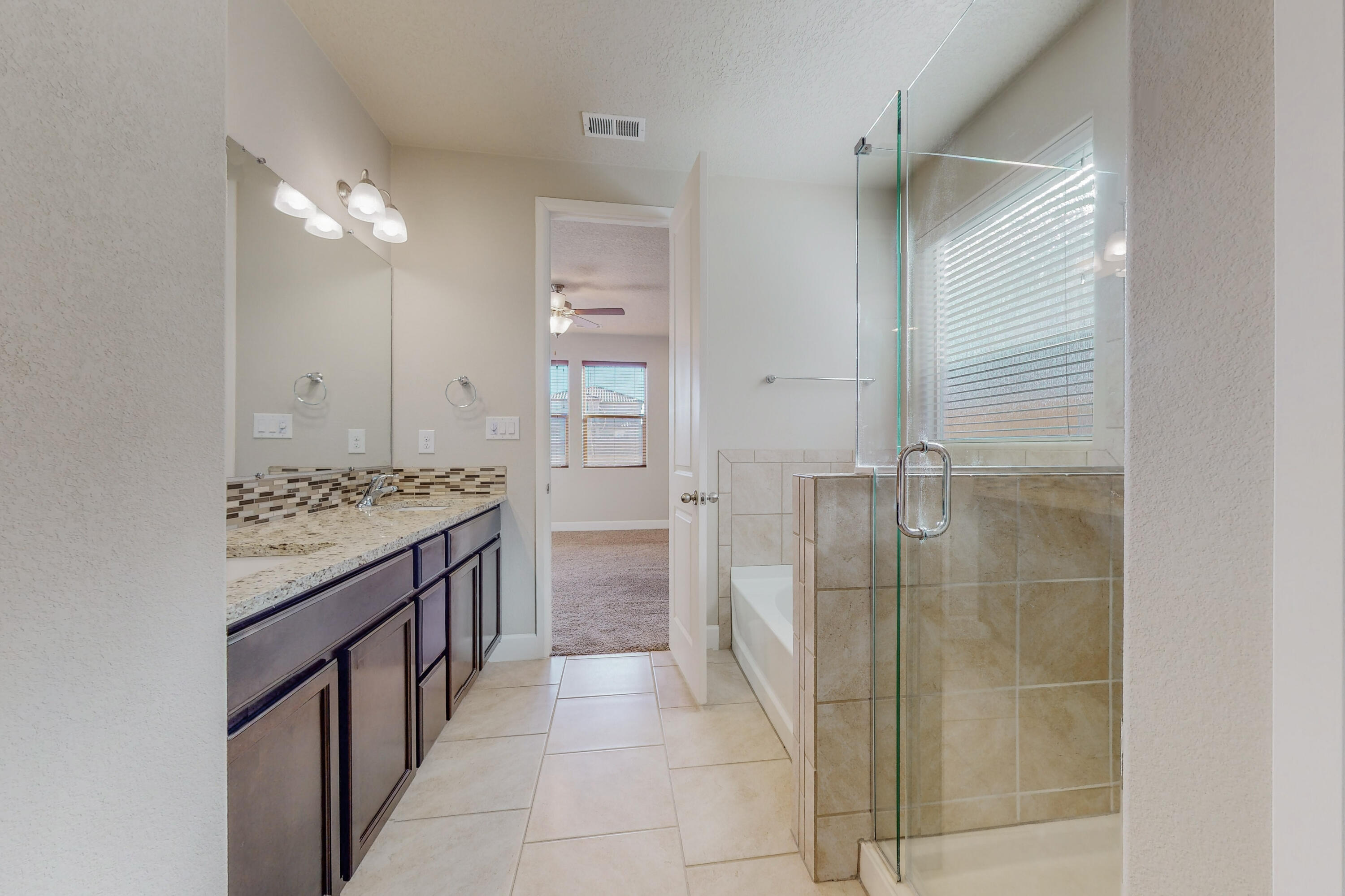 8804 Camino Del Venado NW