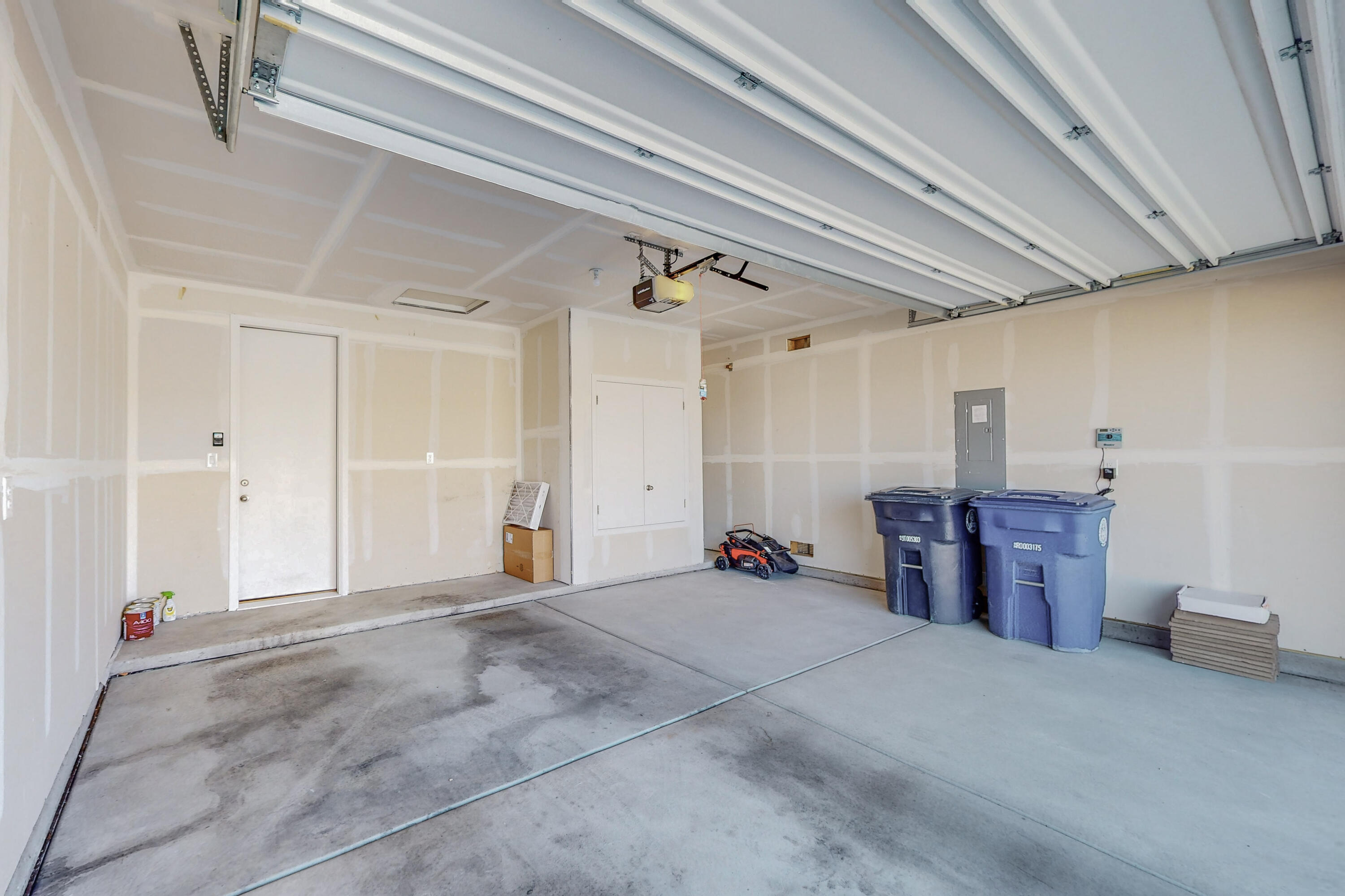 8804 Camino Del Venado NW