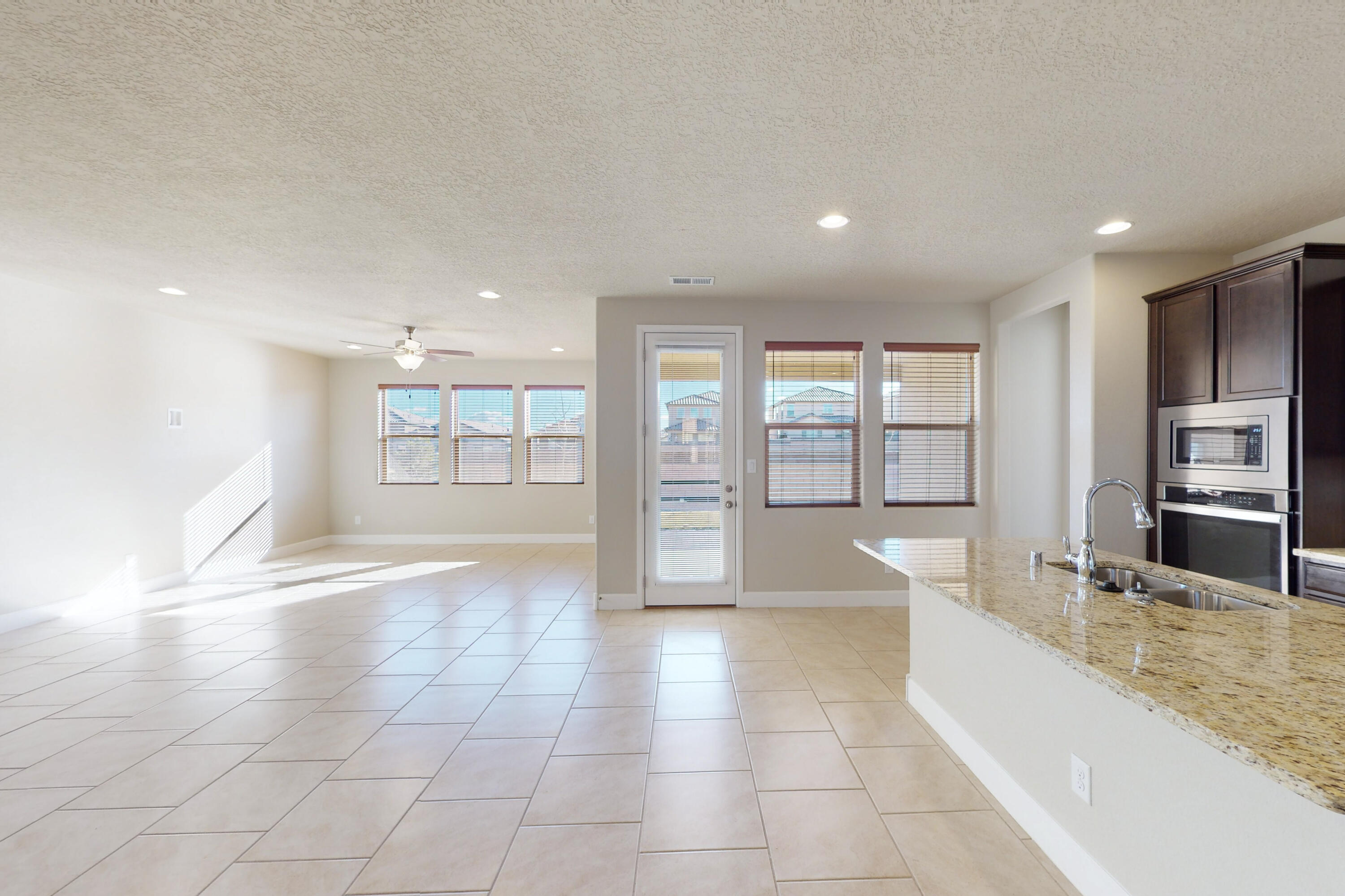 8804 Camino Del Venado NW