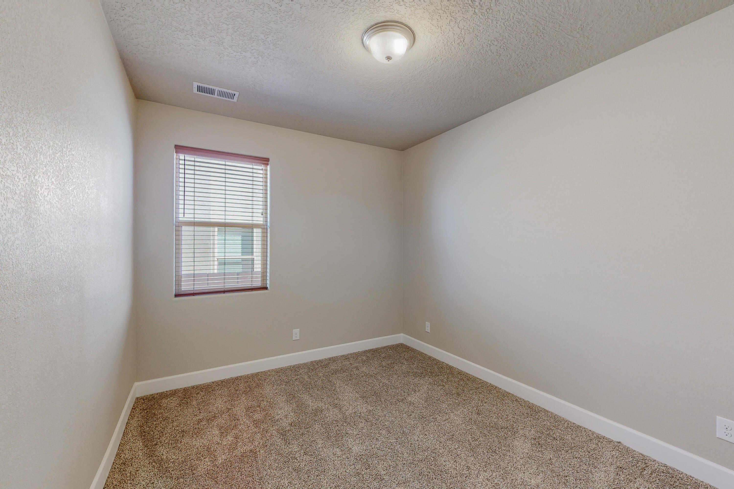 8804 Camino Del Venado NW