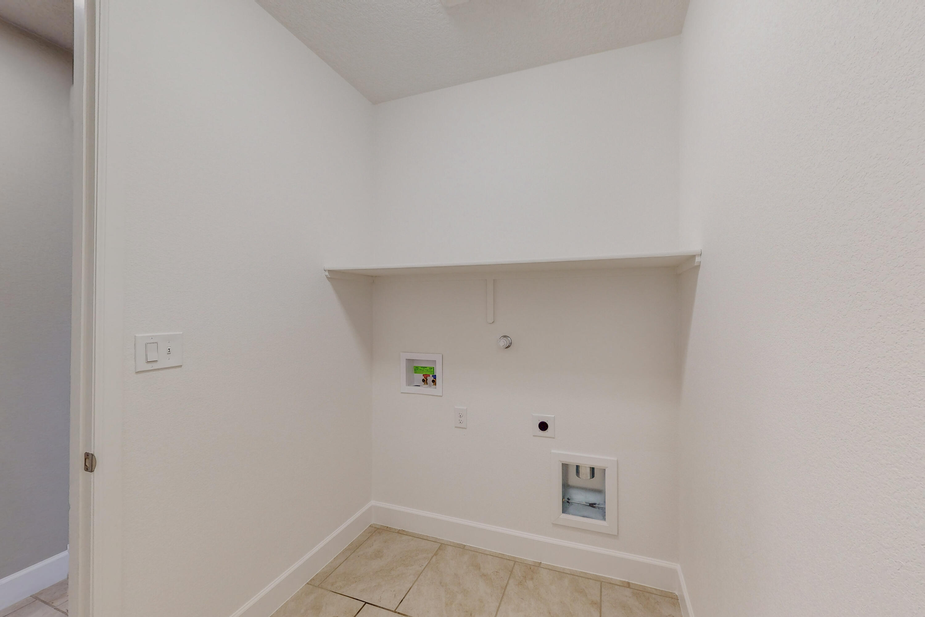 8804 Camino Del Venado NW