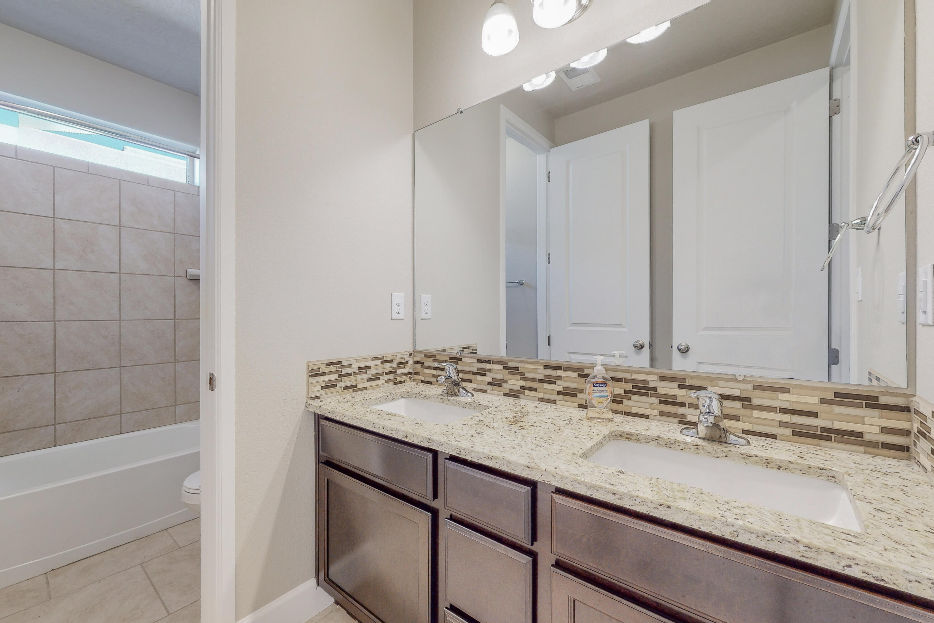 8804 Camino Del Venado NW