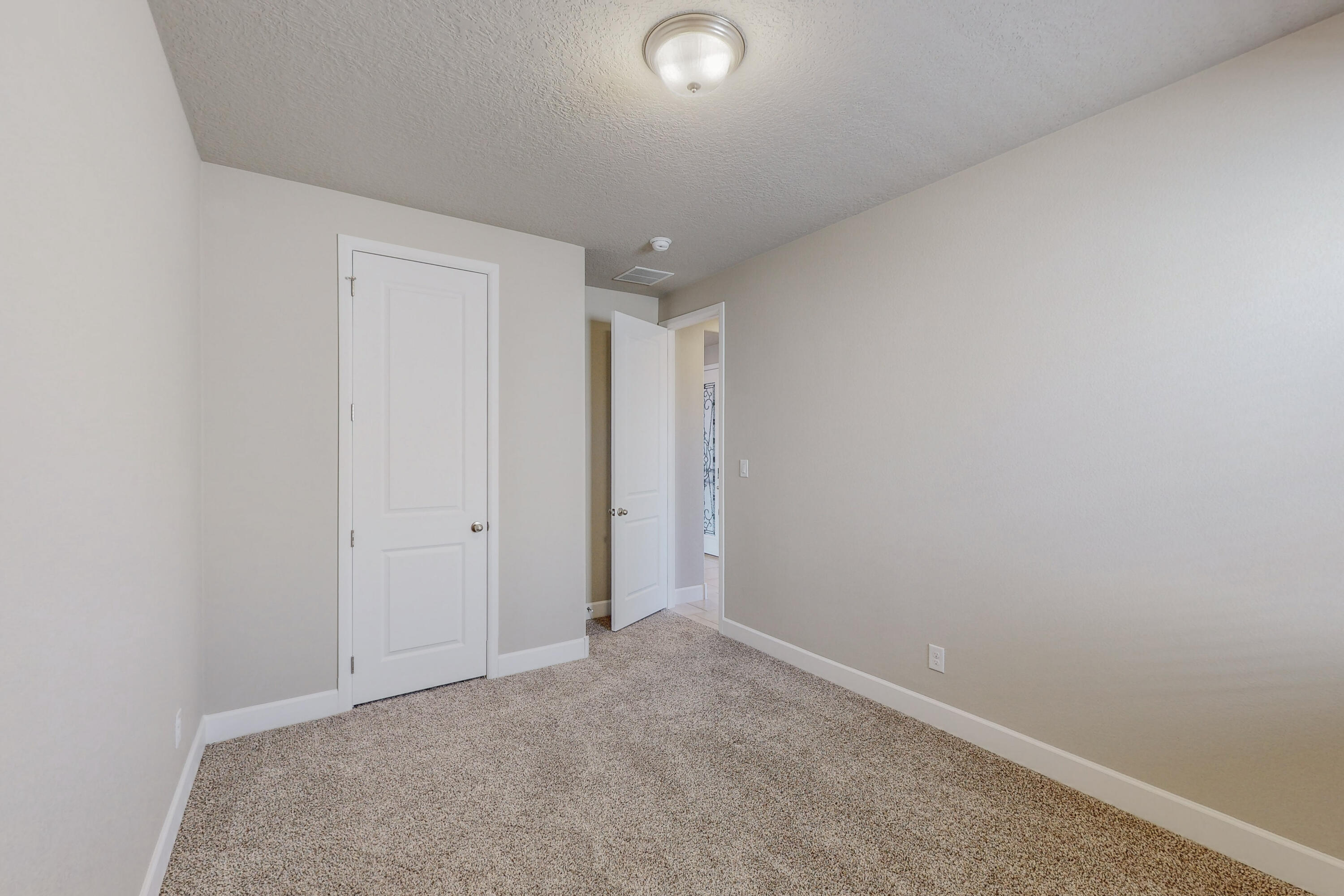 8804 Camino Del Venado NW