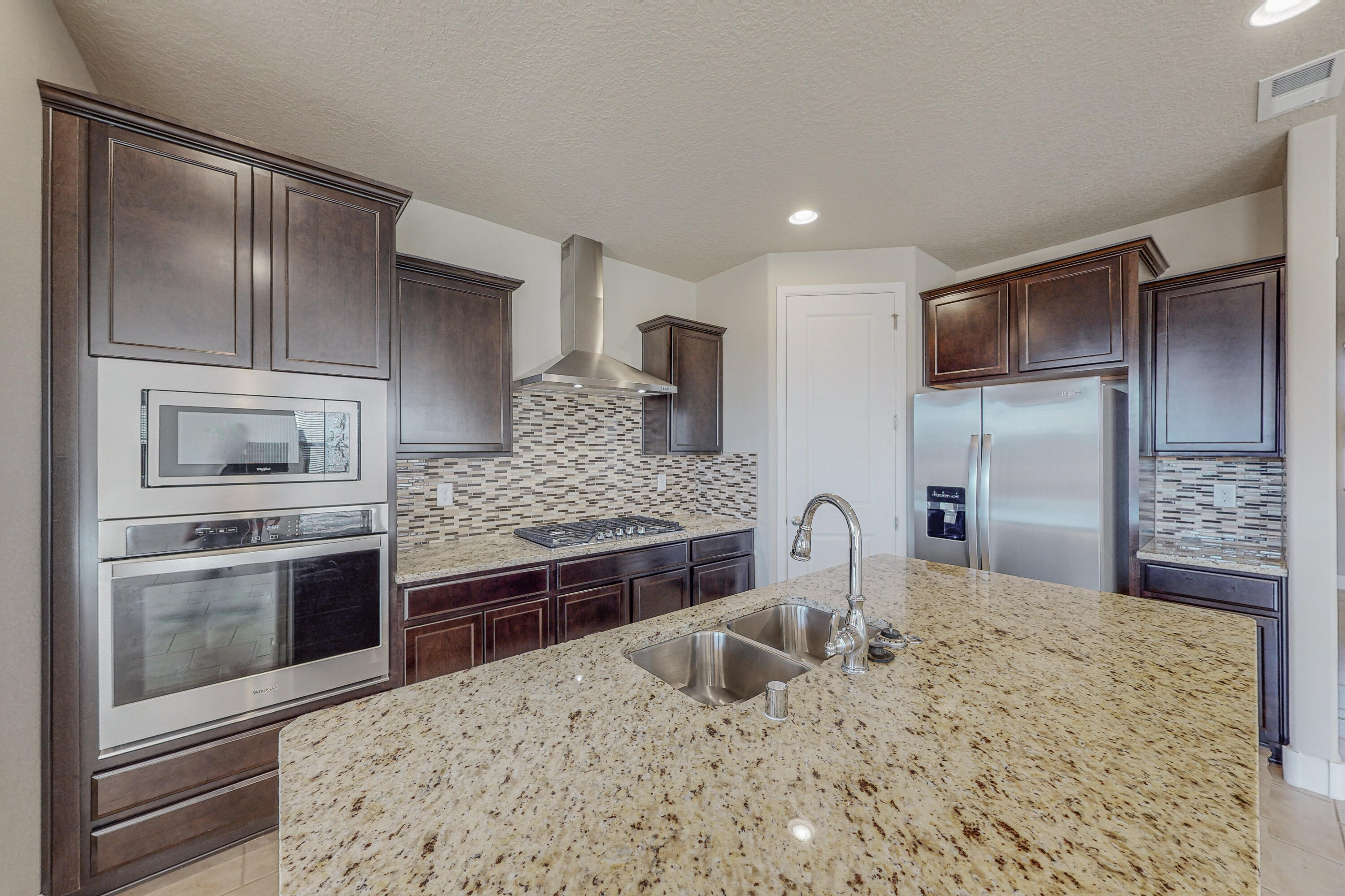 8804 Camino Del Venado NW