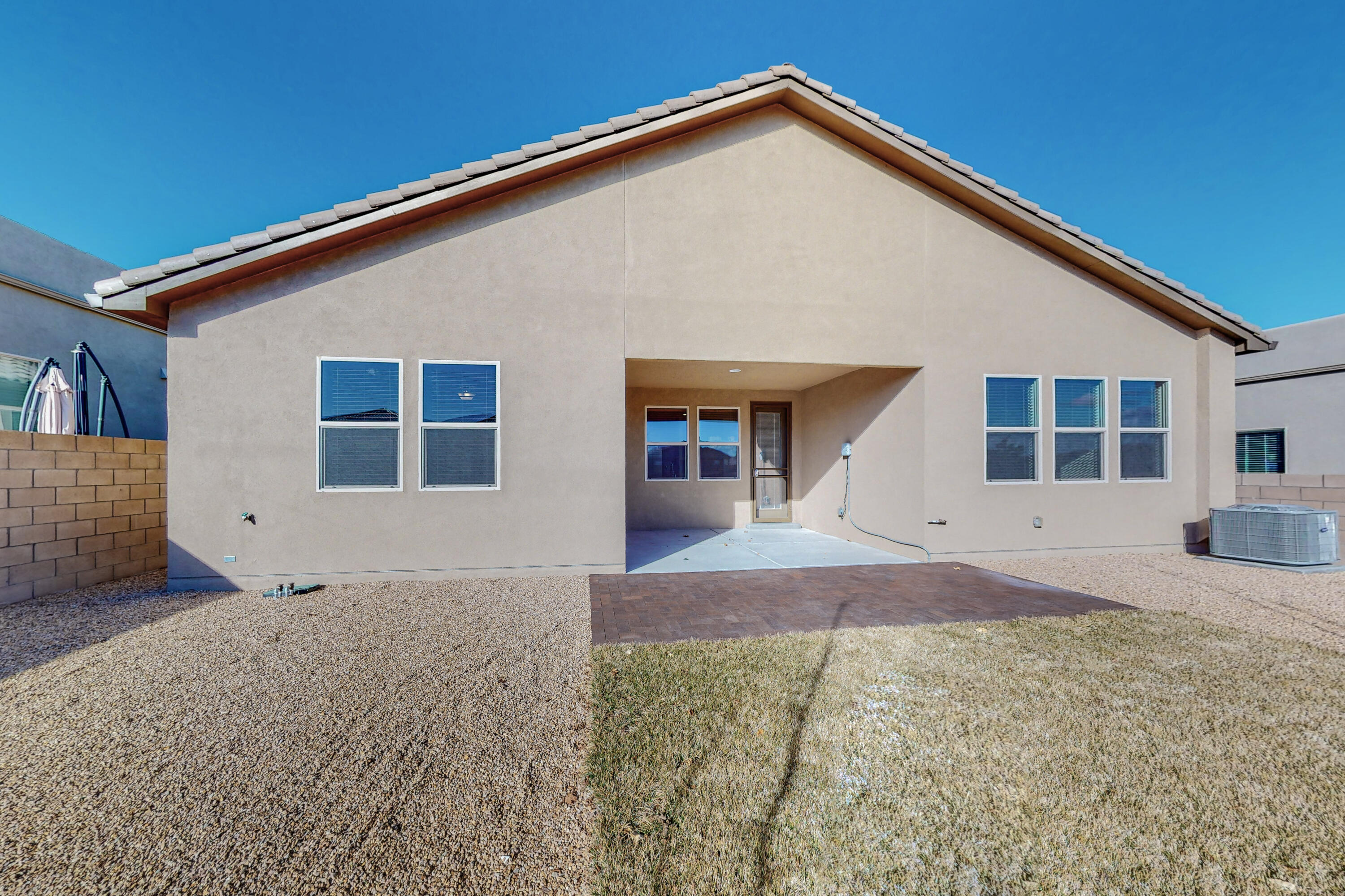 8804 Camino Del Venado NW