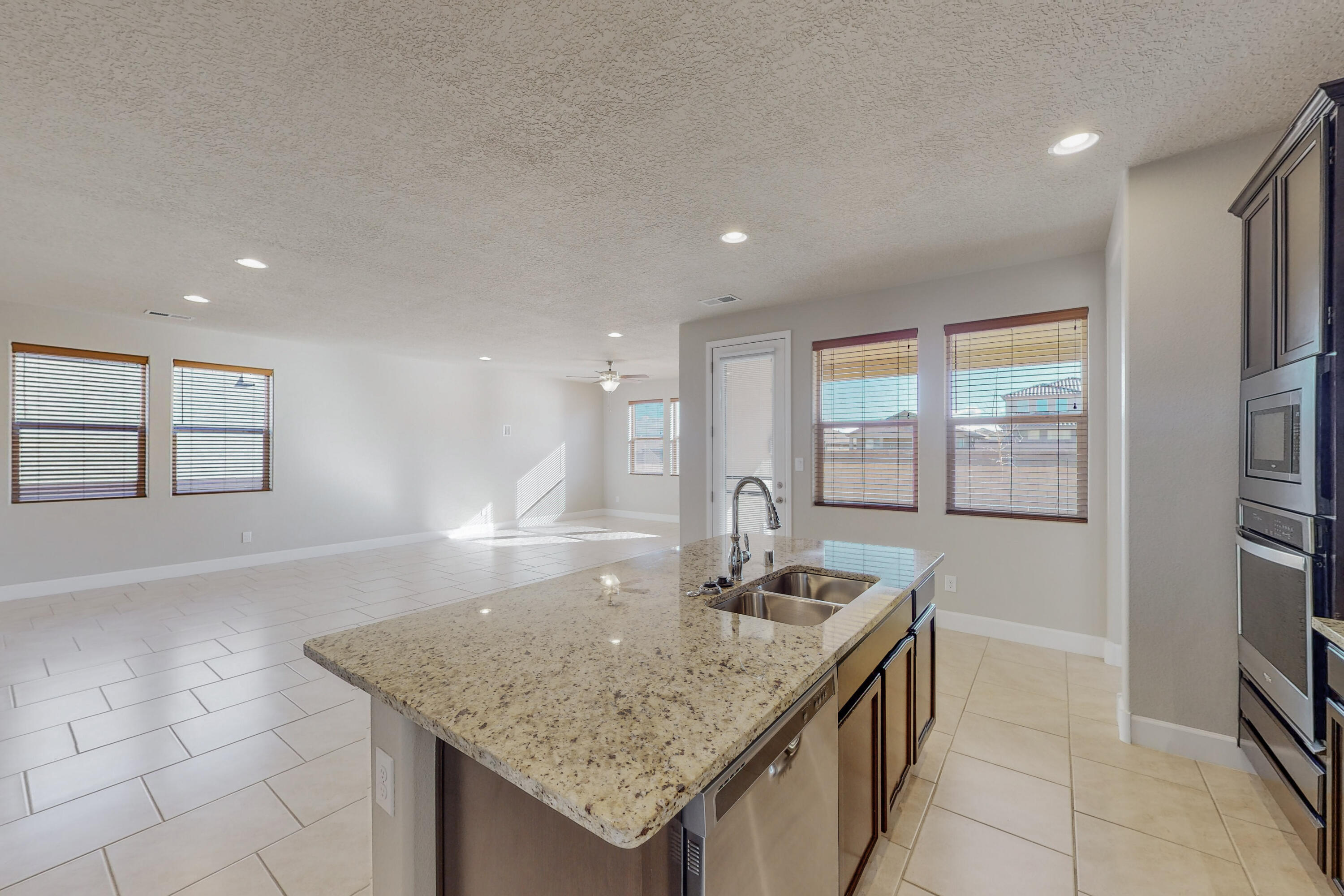 8804 Camino Del Venado NW