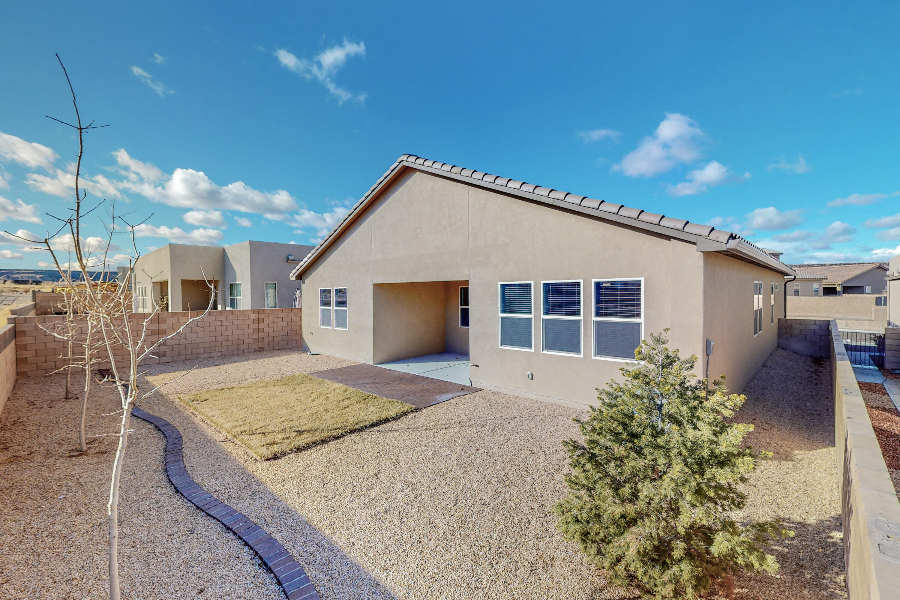 8804 Camino Del Venado NW