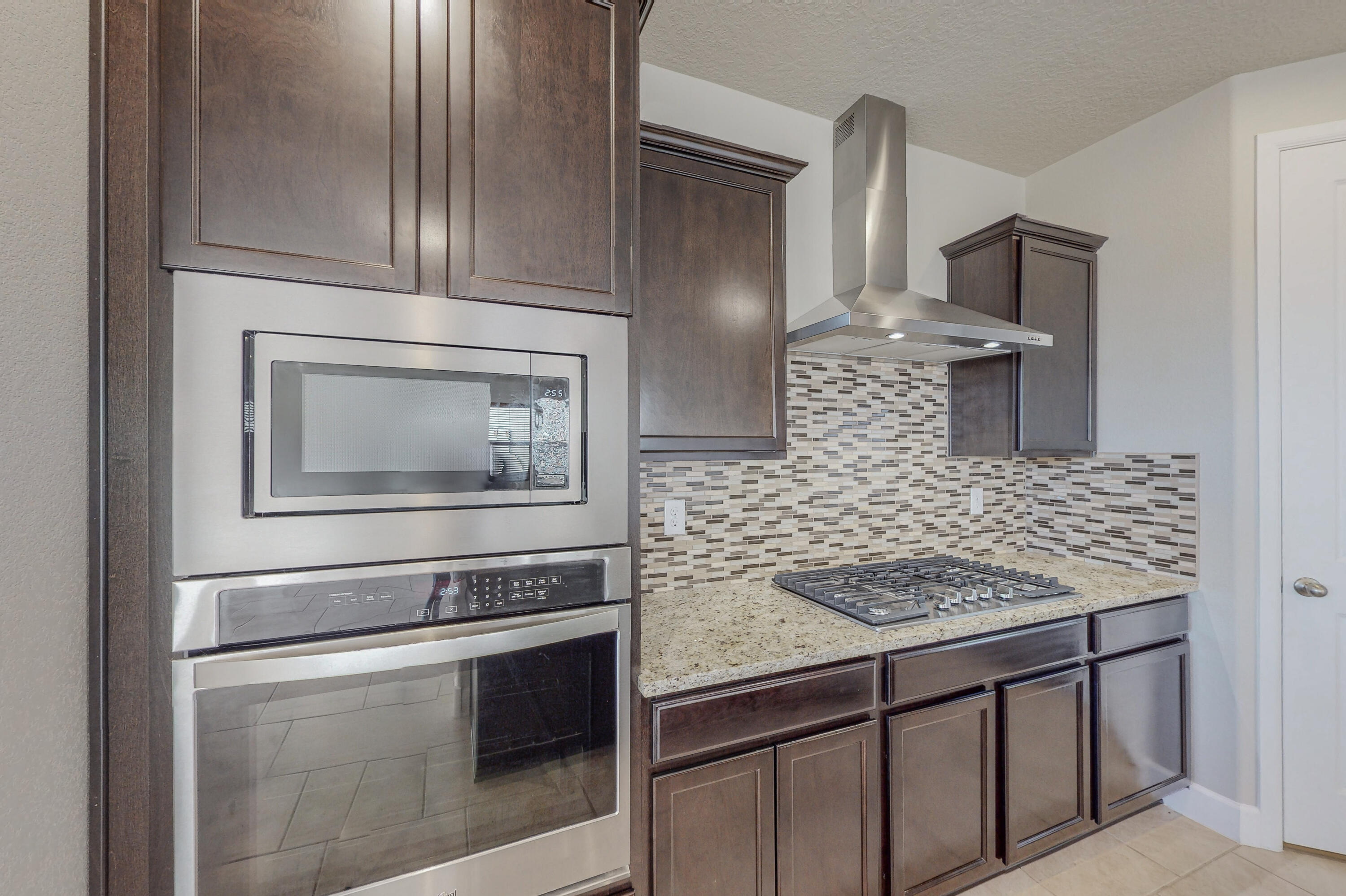 8804 Camino Del Venado NW