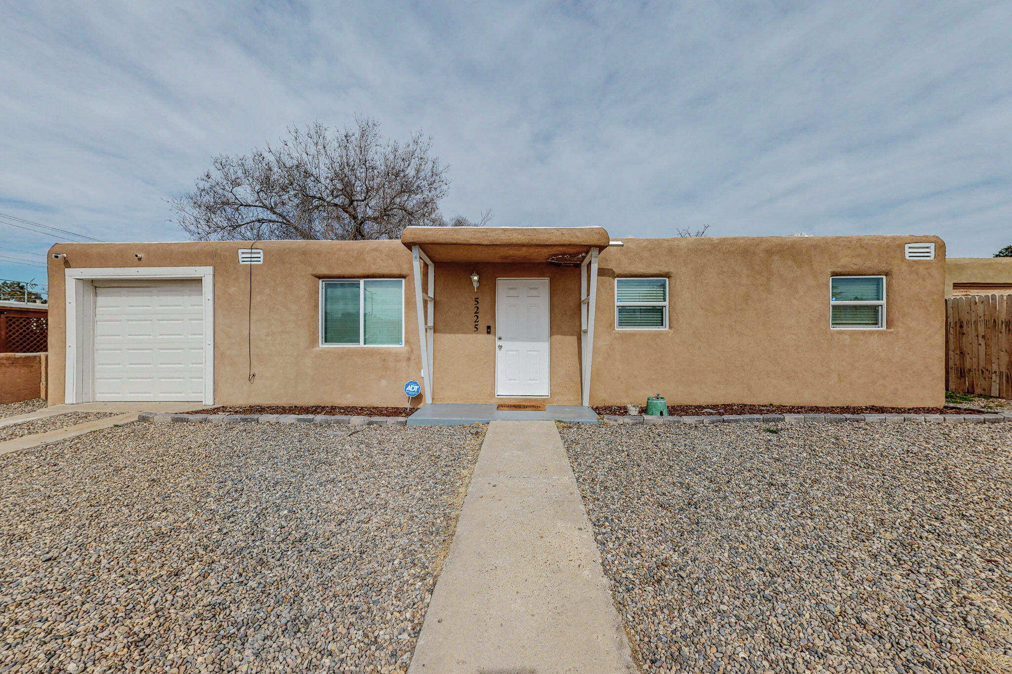 5225 CHEROKEE Road NE
