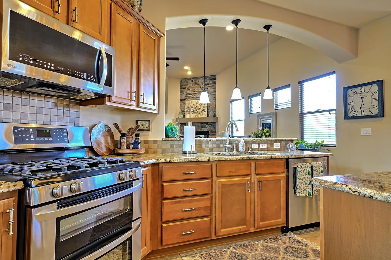 3301 KAFKA Road NE