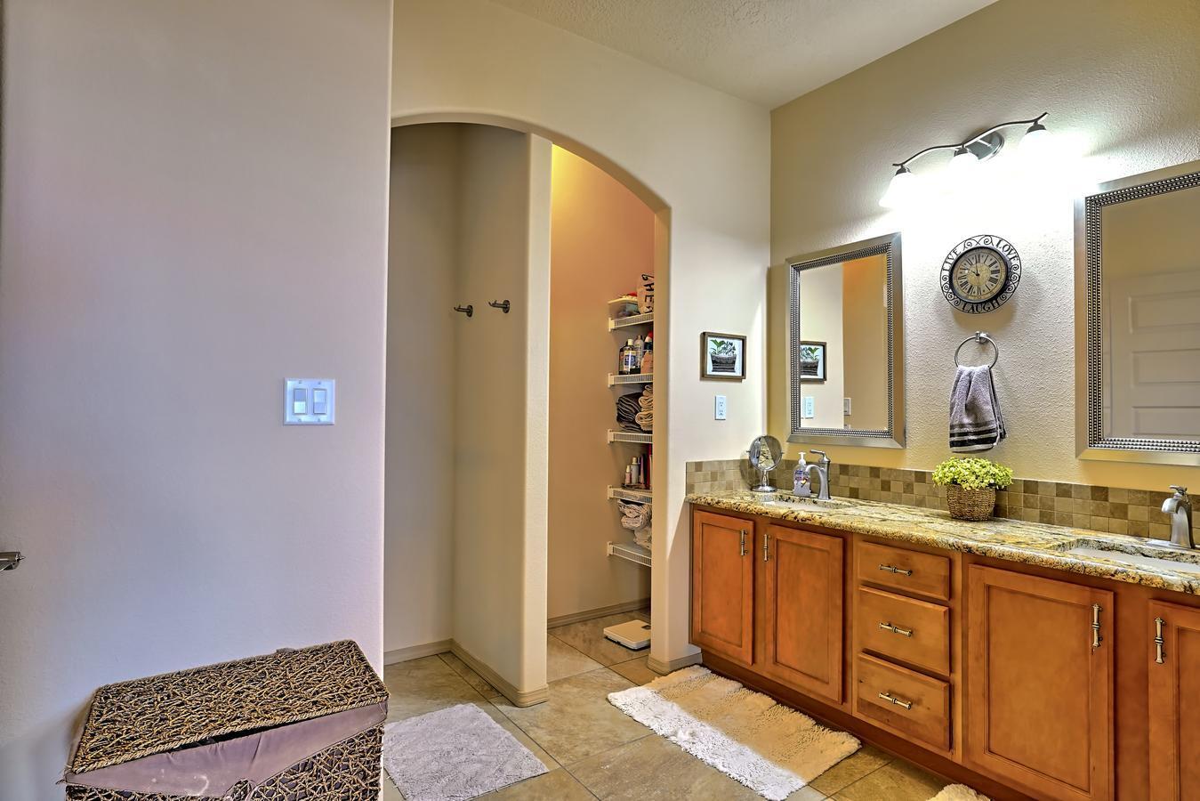 3301 KAFKA Road NE