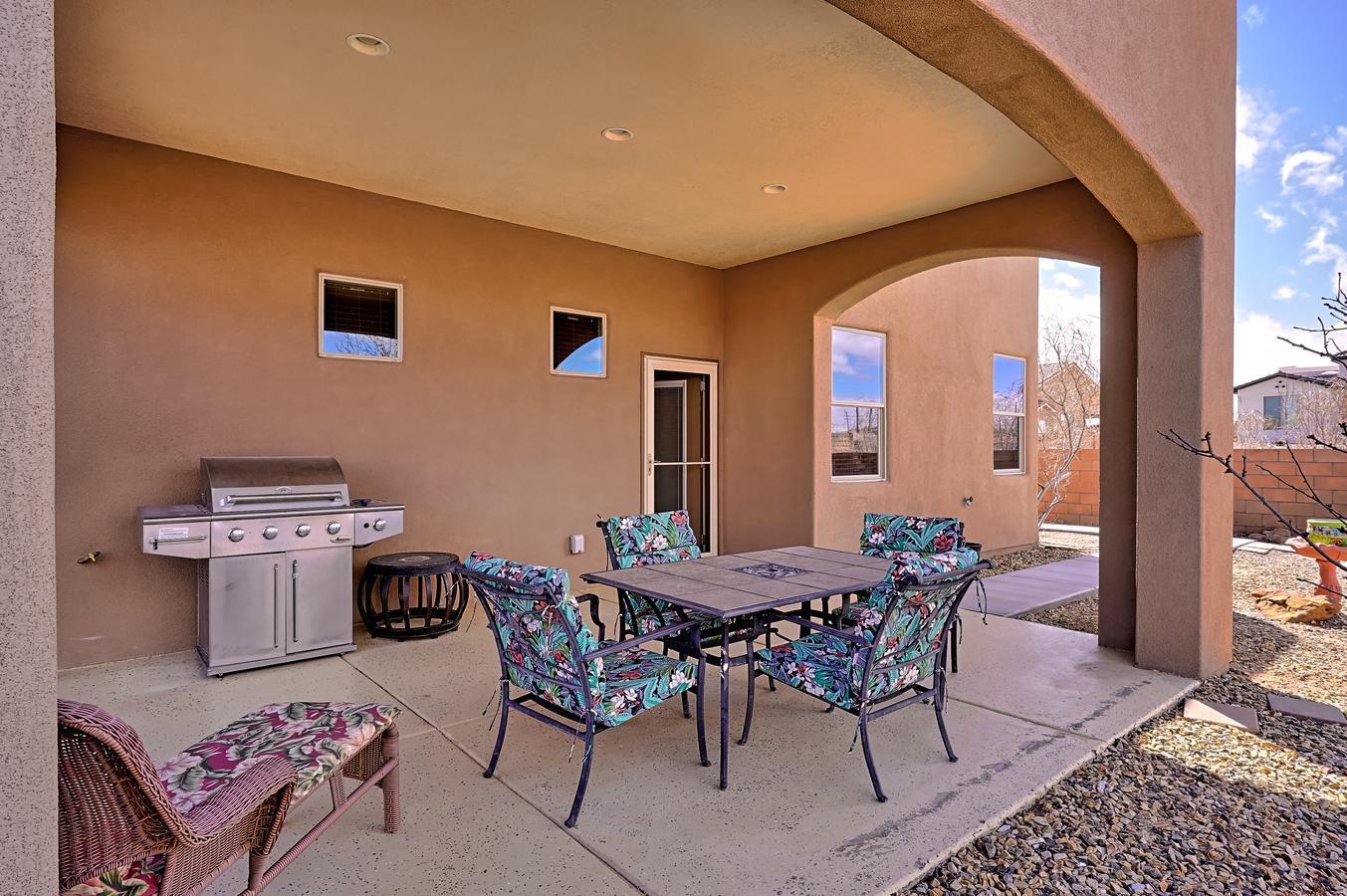 3301 KAFKA Road NE