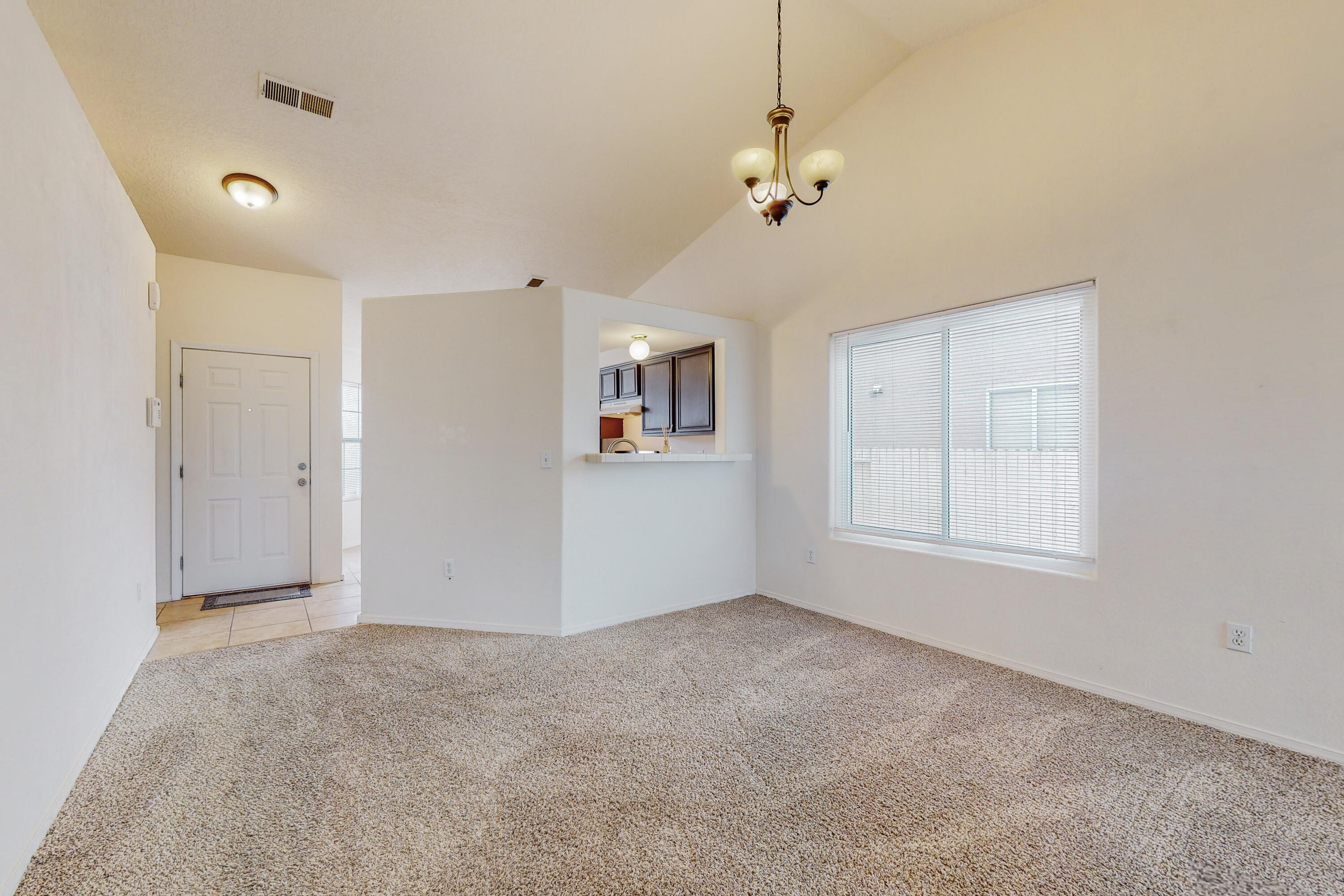 921 Avenida Las Vistas NW