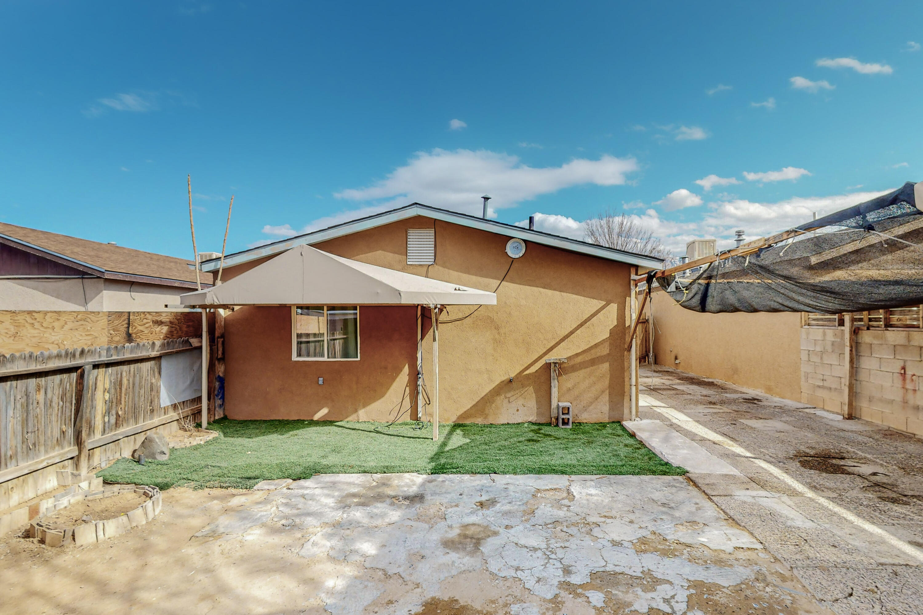 1101 SAWMILL Road