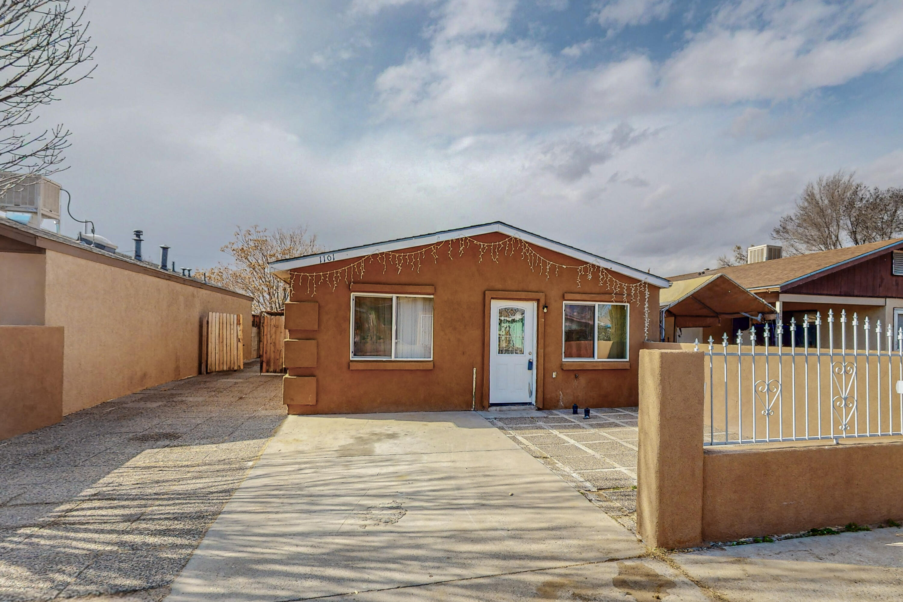 1101 SAWMILL Road