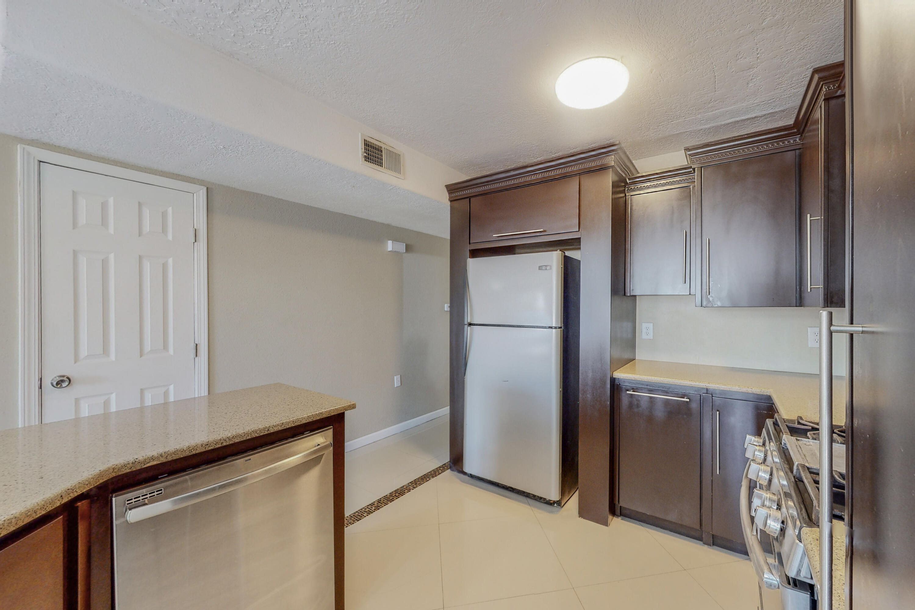 1101 SAWMILL Road