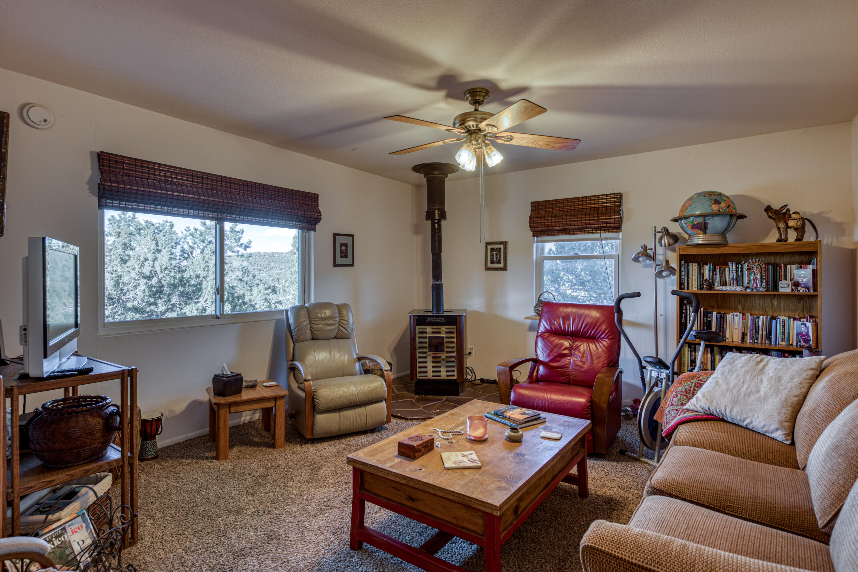18 LONGVIEW Road