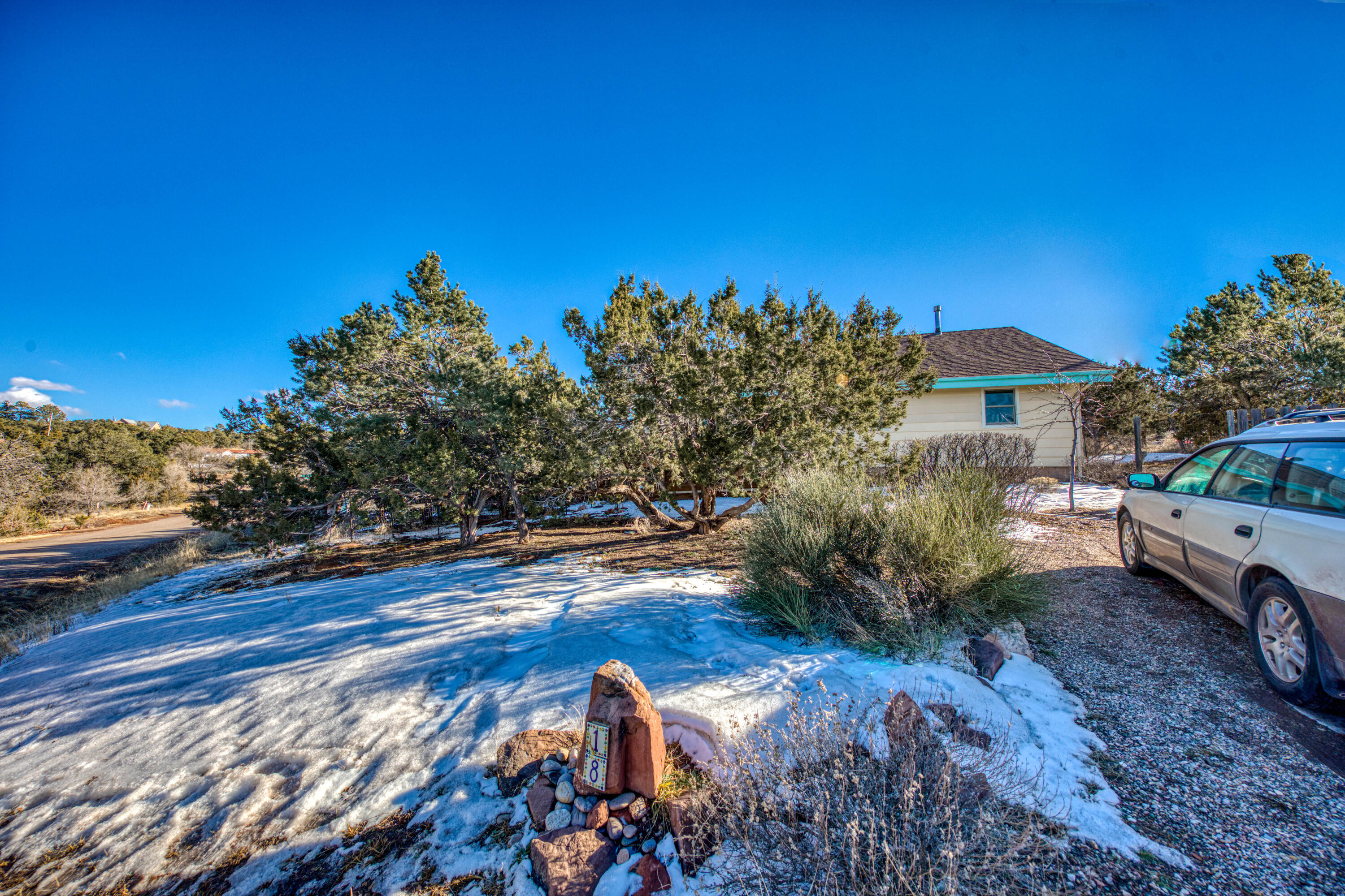 18 LONGVIEW Road