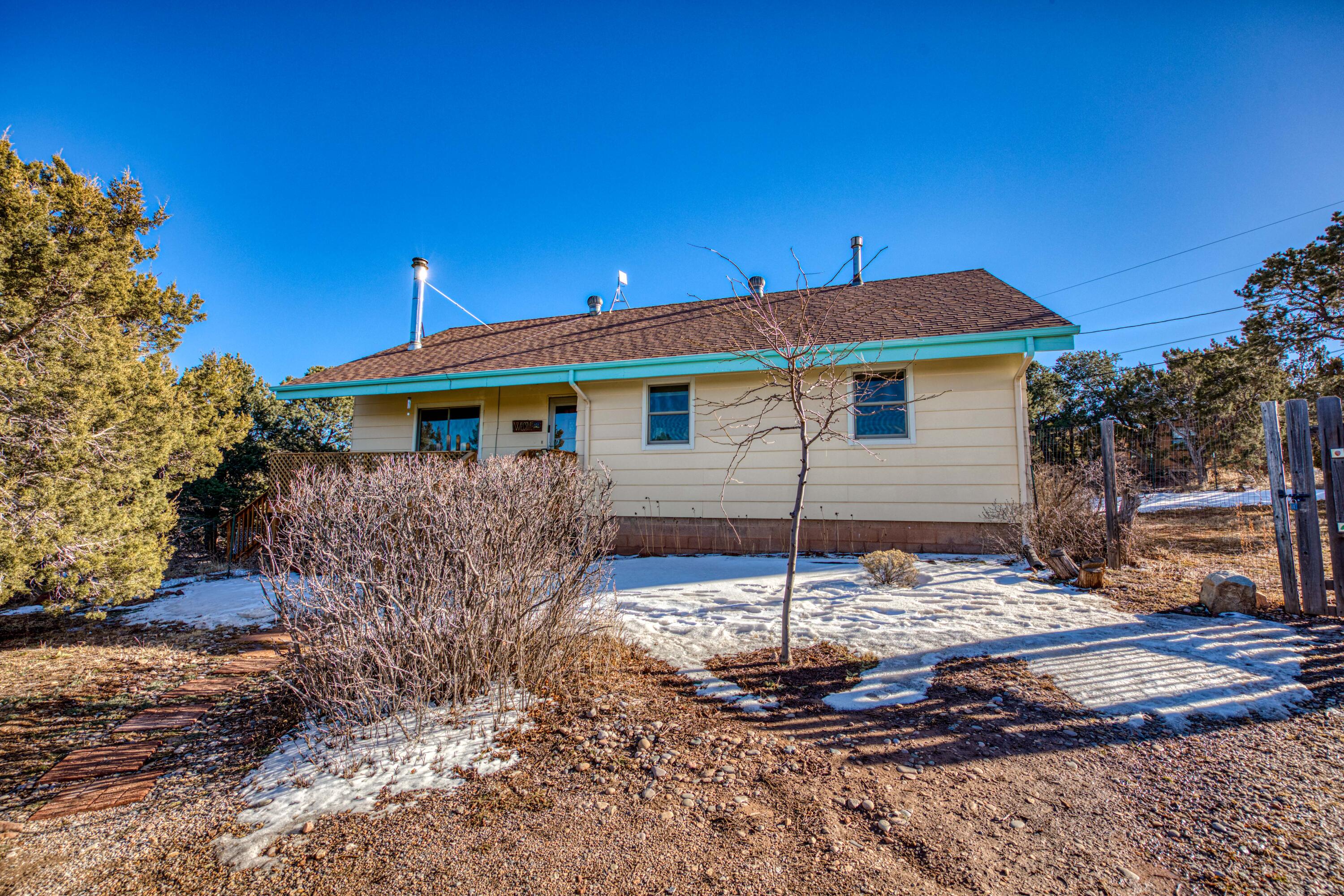 18 LONGVIEW Road