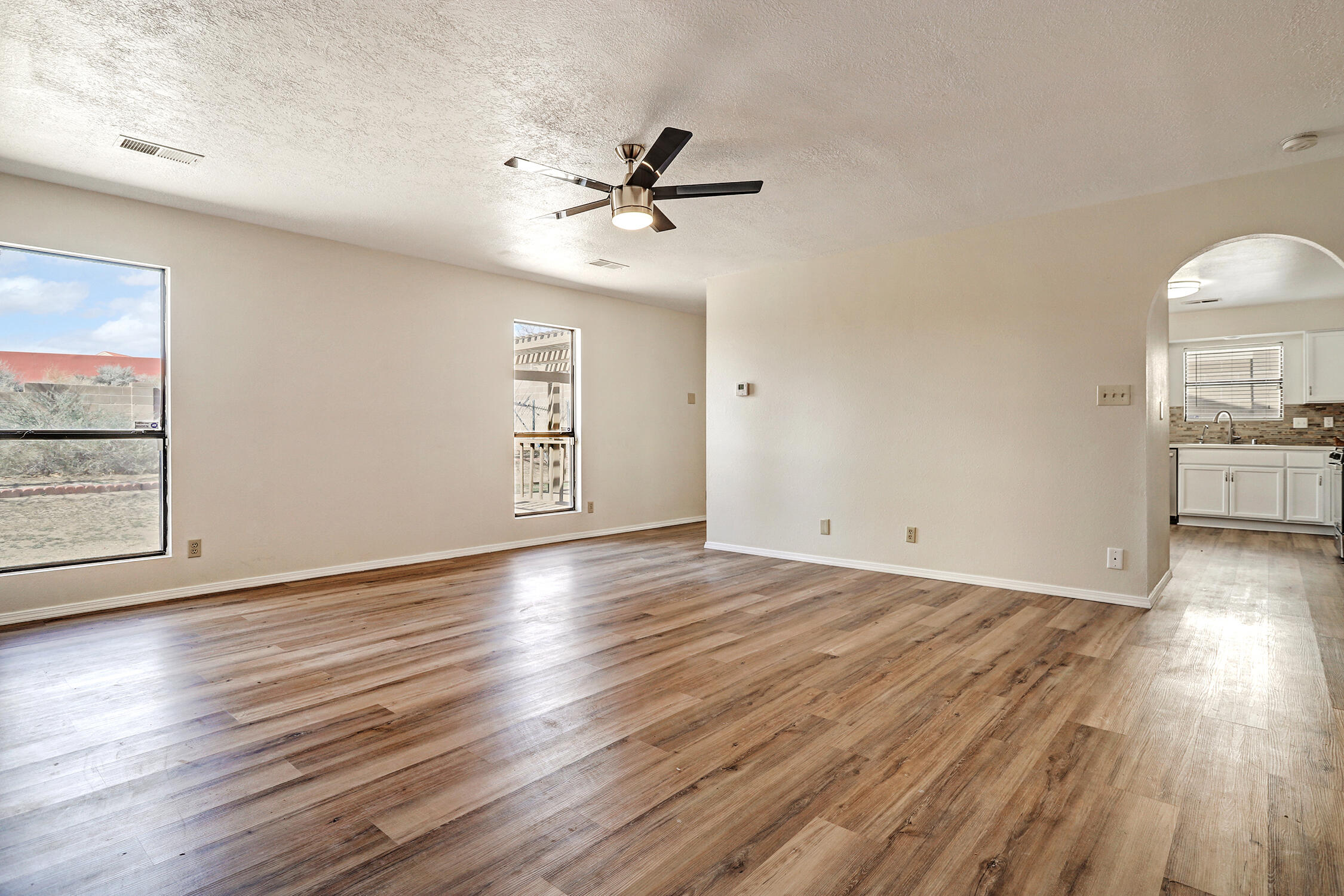 1937 CLEARWATER Loop NE