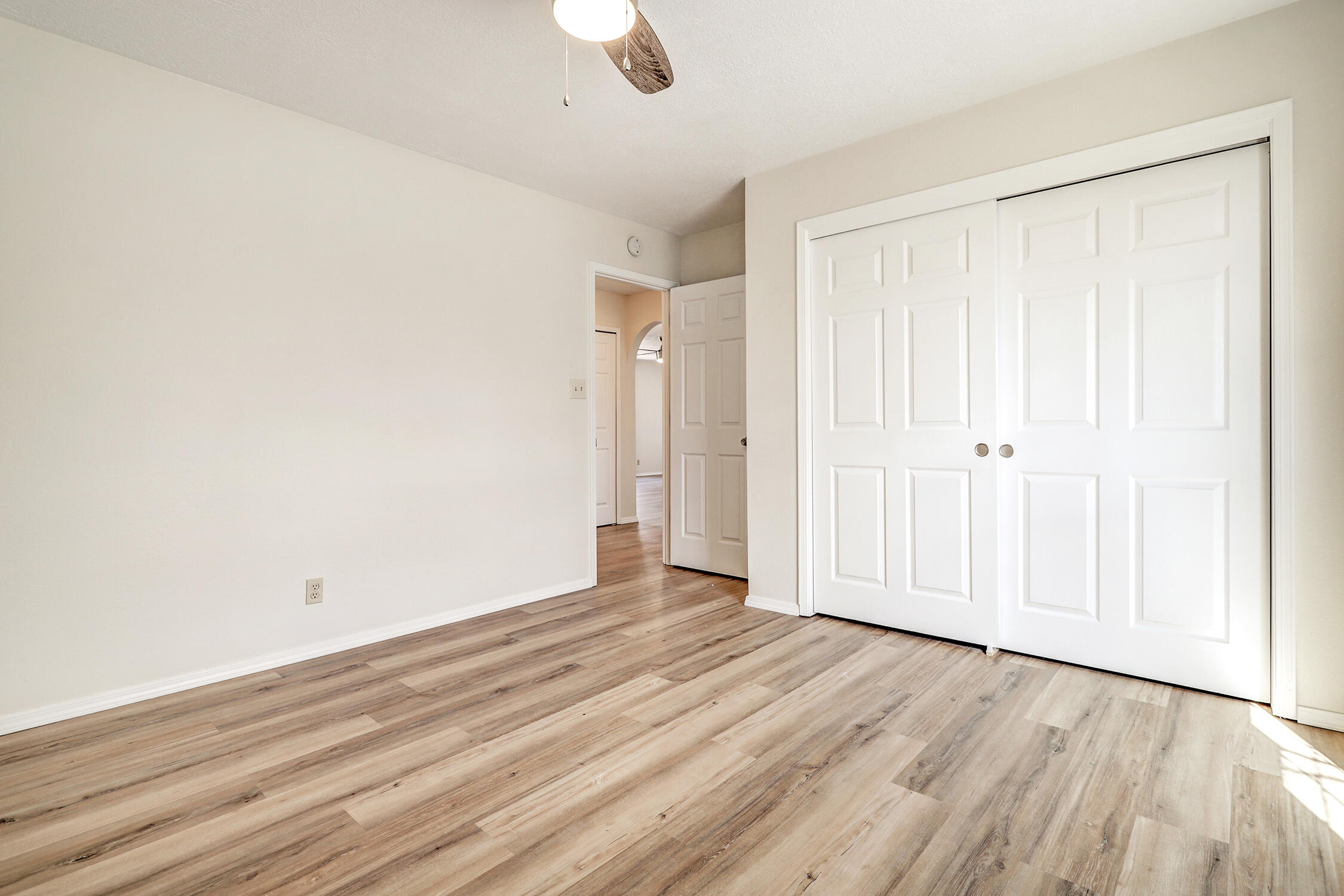 1937 CLEARWATER Loop NE